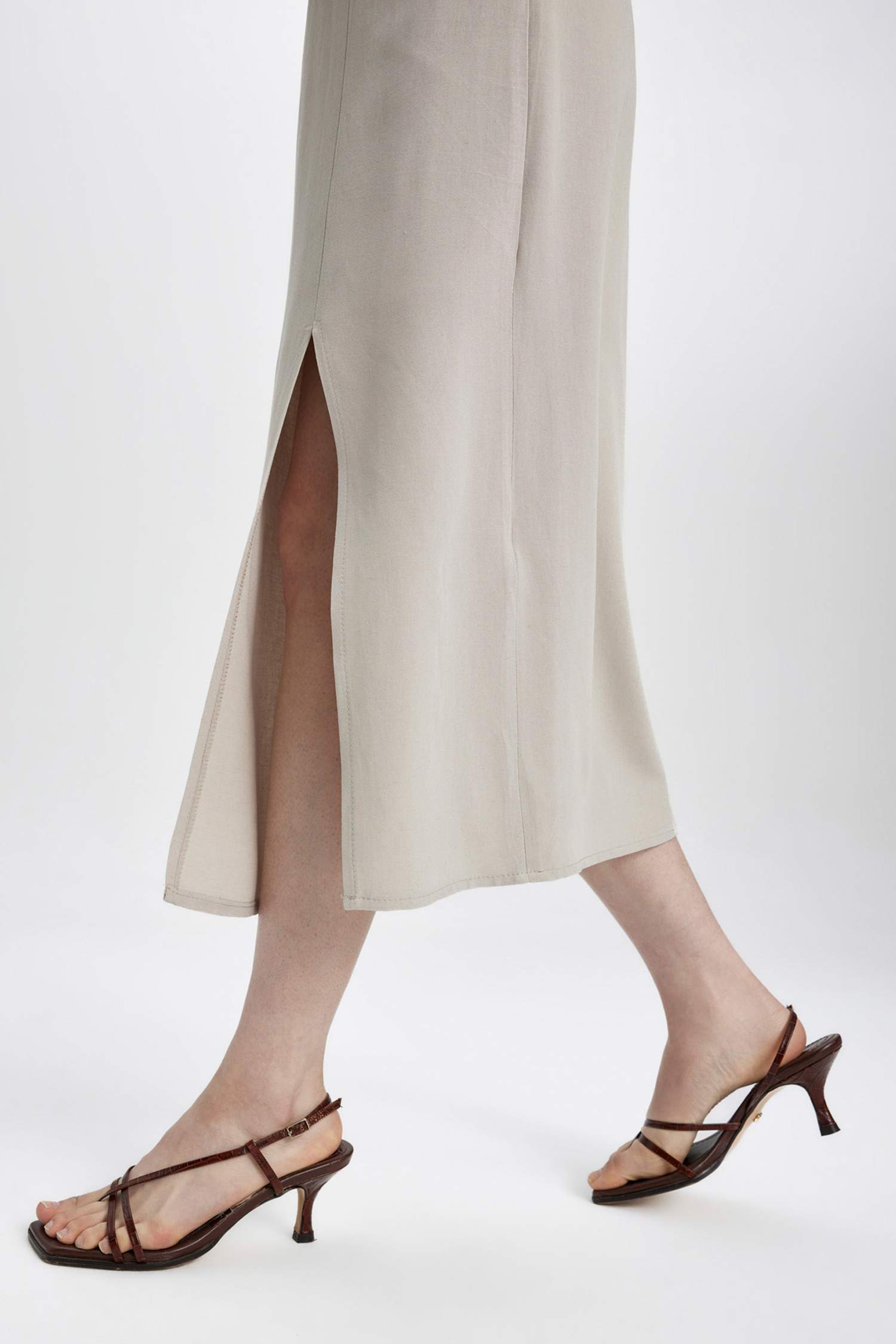 Slit Fit Square Neck Slit Linen Strap Dress