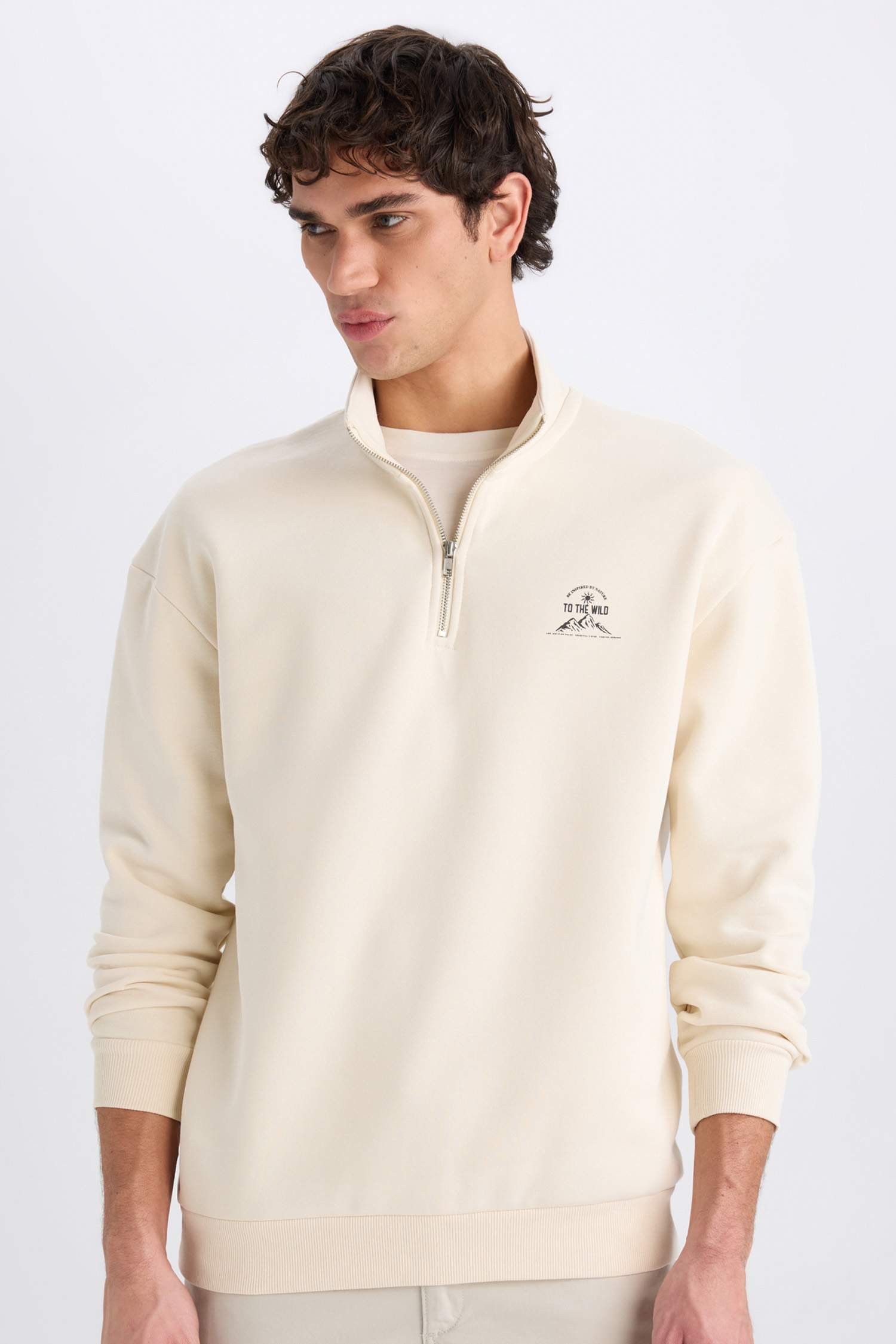 Comfort Regular Fit Rahat Kalıp Fermuarlı Dik Yaka Baskılı Sweatshirt