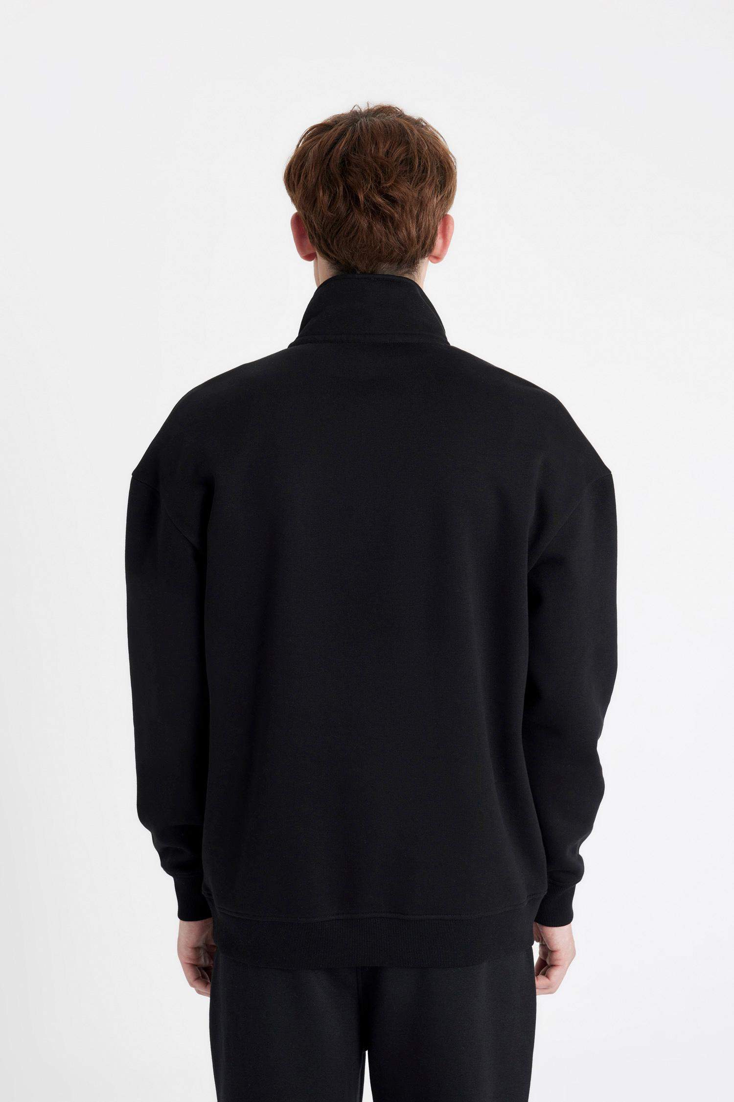 Comfort Regular Fit Rahat Kalıp Fermuarlı Dik Yaka Baskılı Sweatshirt