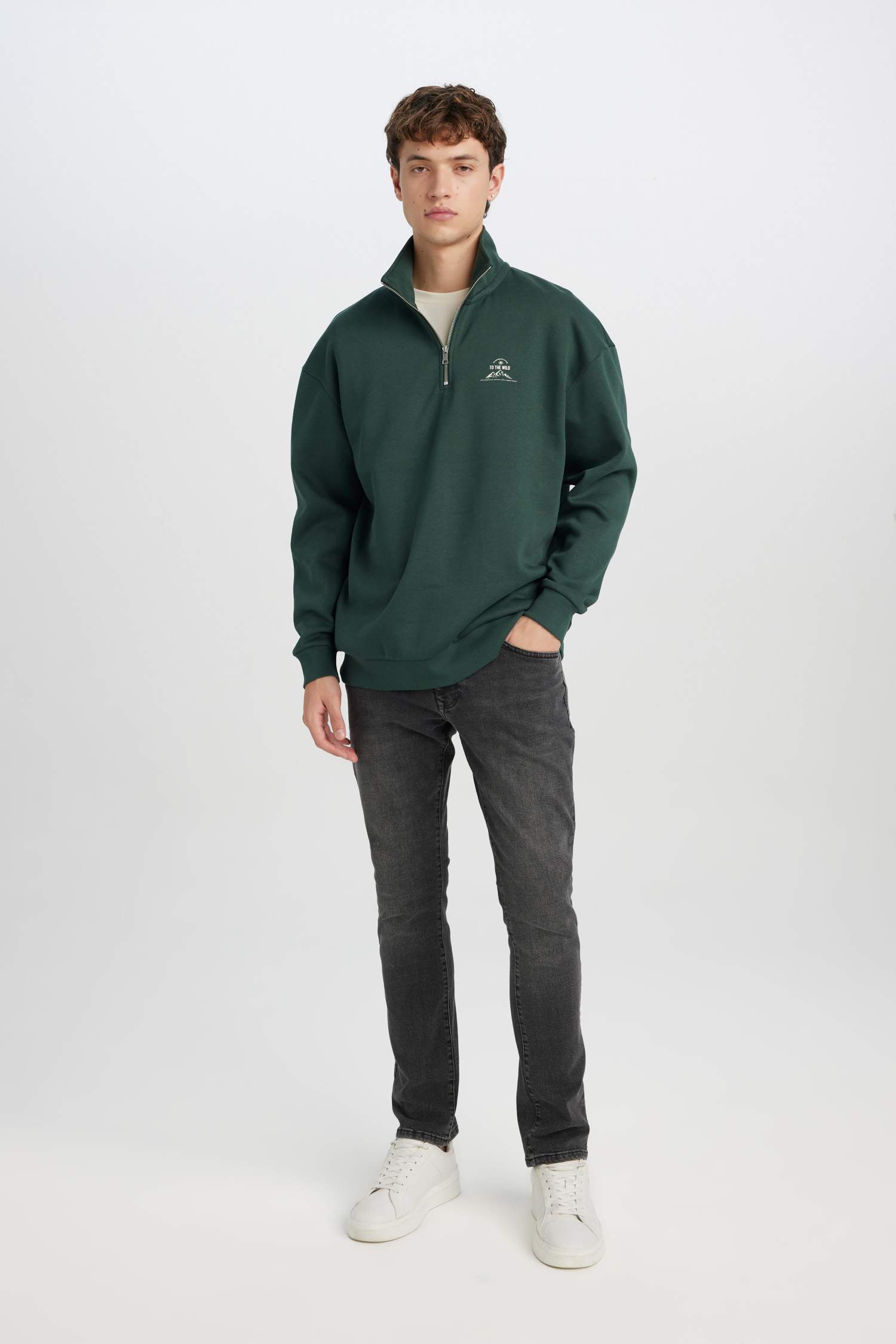 Comfort Regular Fit Rahat Kalıp Fermuarlı Dik Yaka Baskılı Sweatshirt