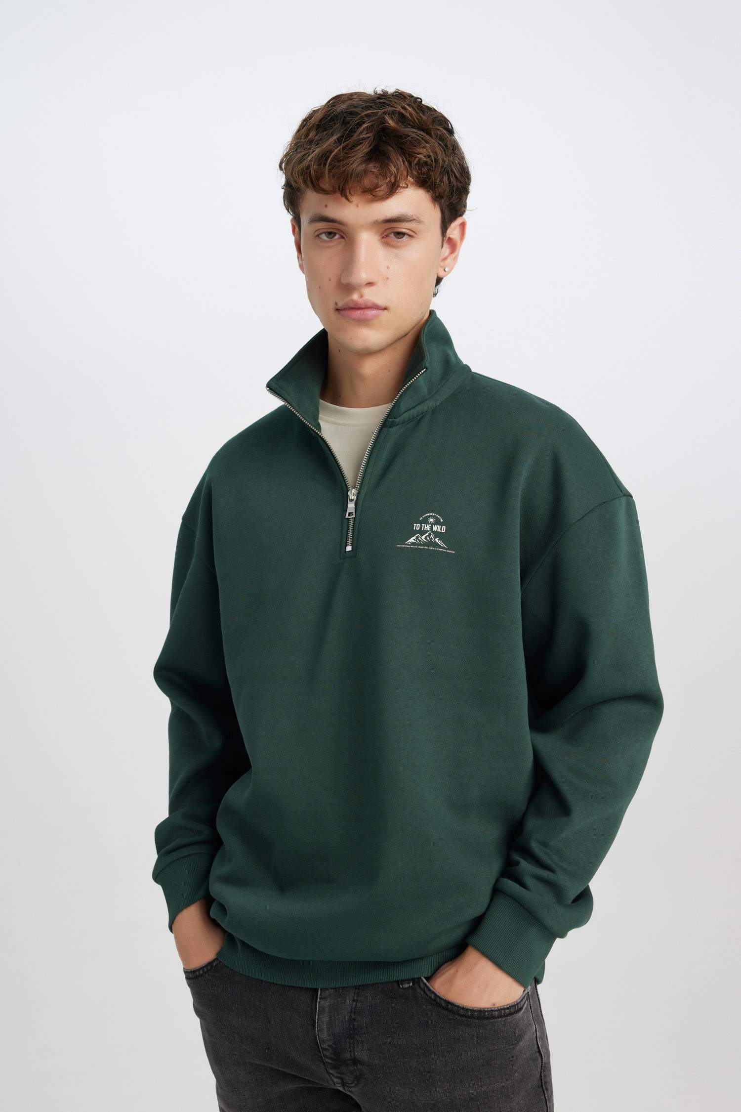 Comfort Regular Fit Rahat Kalıp Fermuarlı Dik Yaka Baskılı Sweatshirt