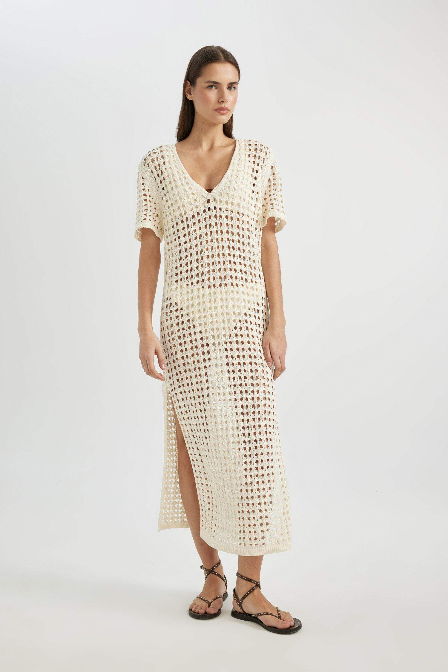 V Yaka Kısa Kollu Triko Örgü Plaj Elbisesi-Fall in Love