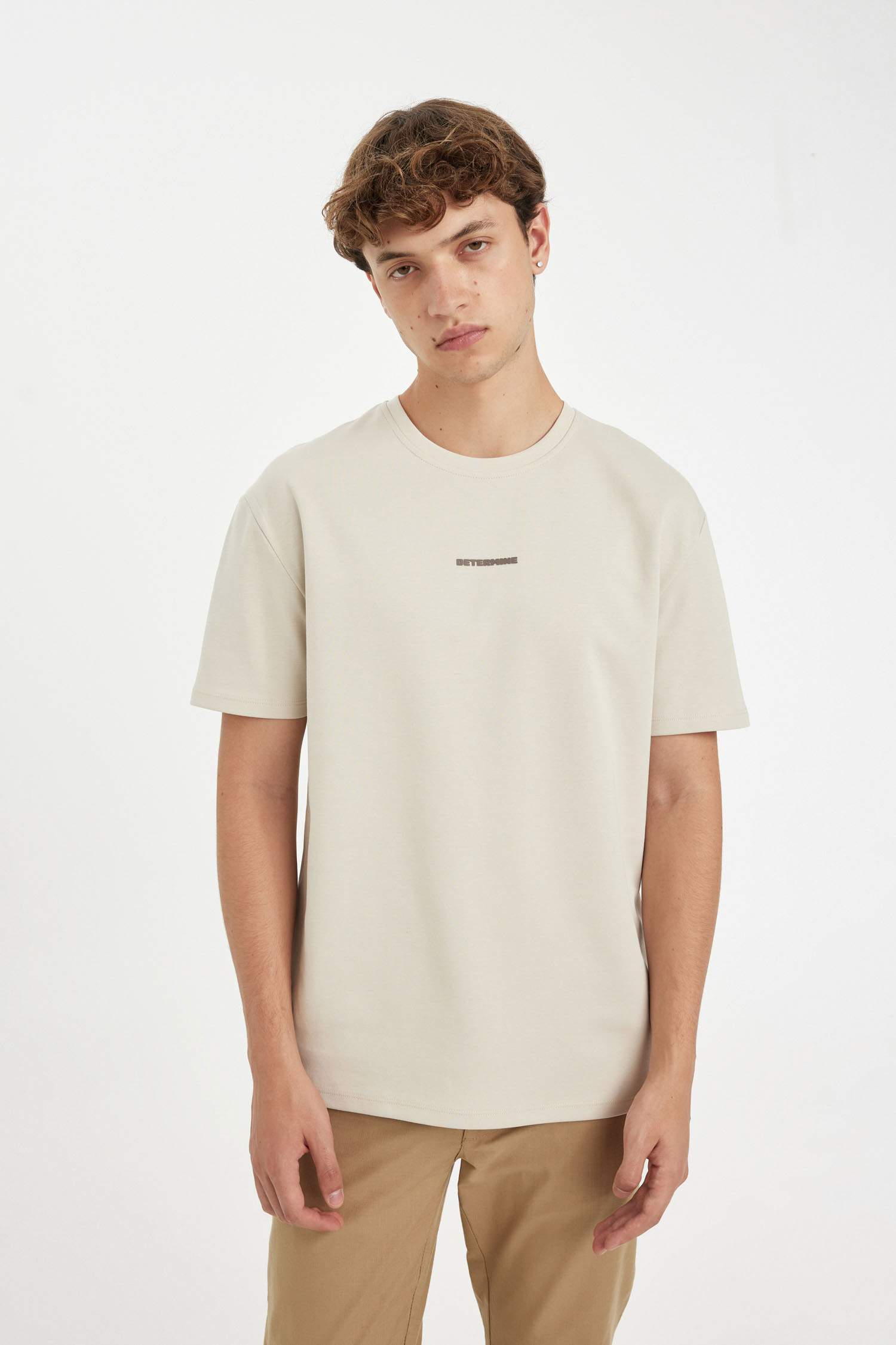 تيشيرت نص ردن مطبوع قصة عادية بياخة مستديرة