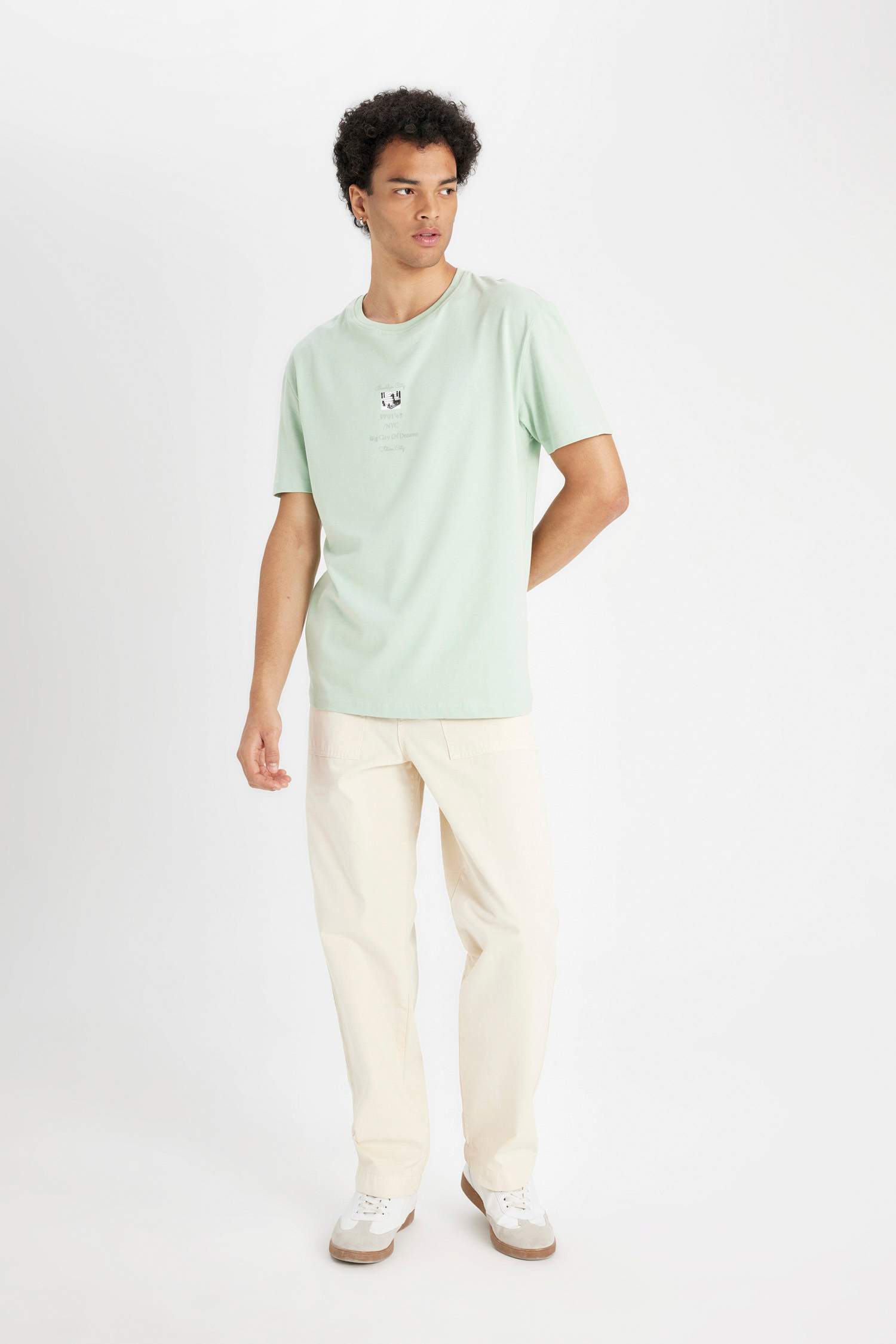 Regular Fit Crew Neck Printed Cotton T-Shirt