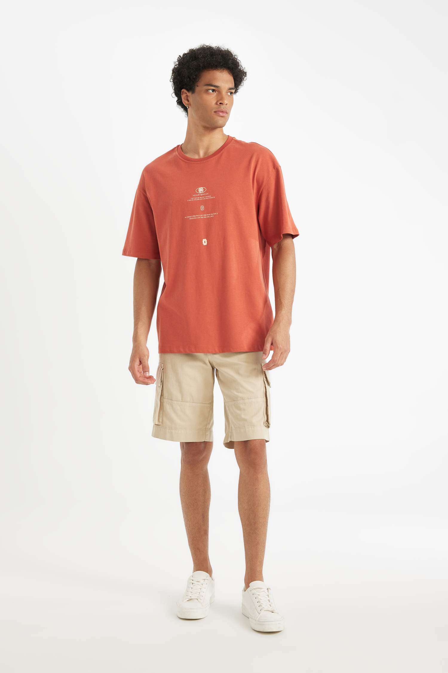 %100 Pamuk Comfort Regular Fit Rahat Kesim Bisiklet Yaka Baskılı Kısa Kollu Tişört