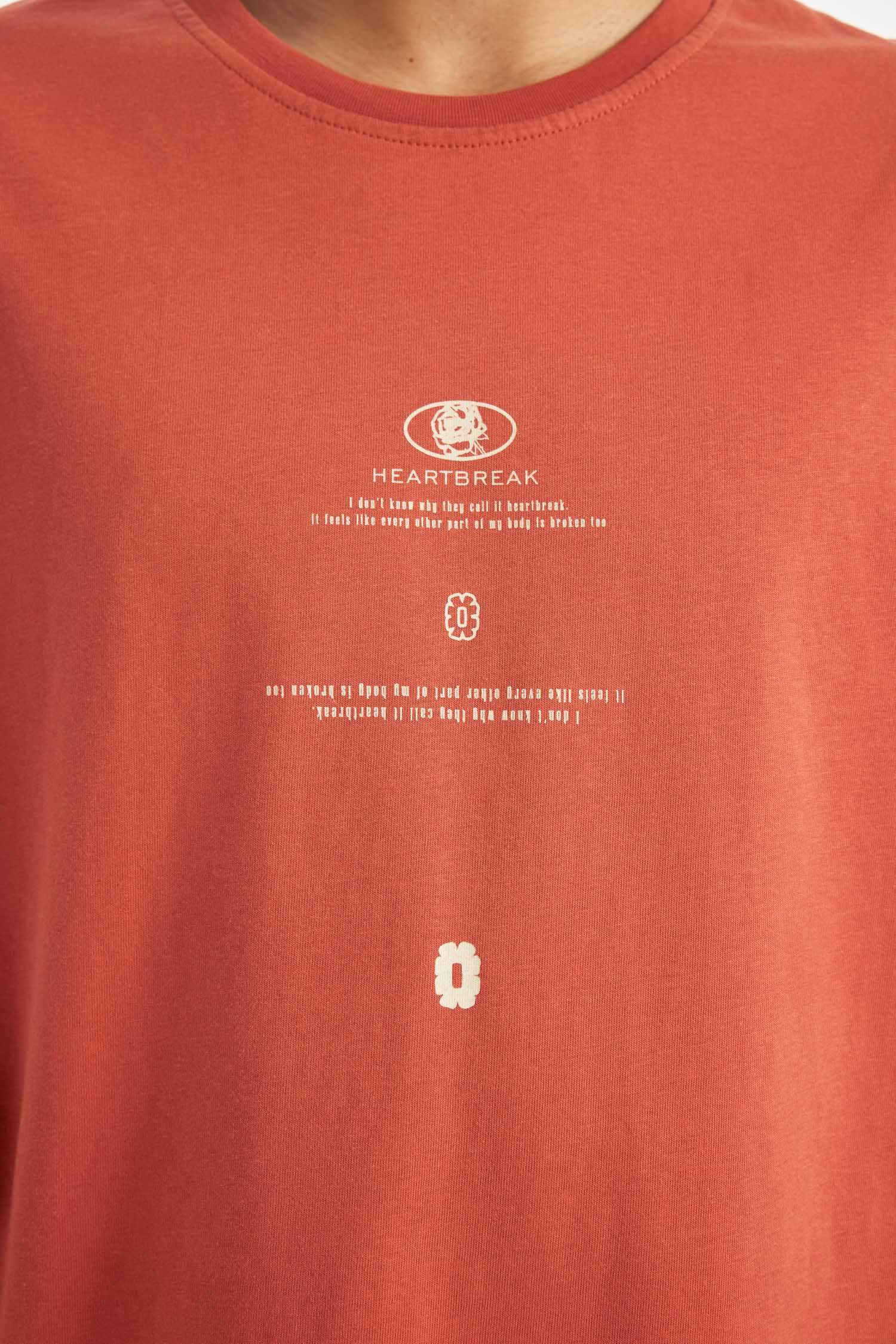 %100 Pamuk Comfort Regular Fit Rahat Kesim Bisiklet Yaka Baskılı Kısa Kollu Tişört