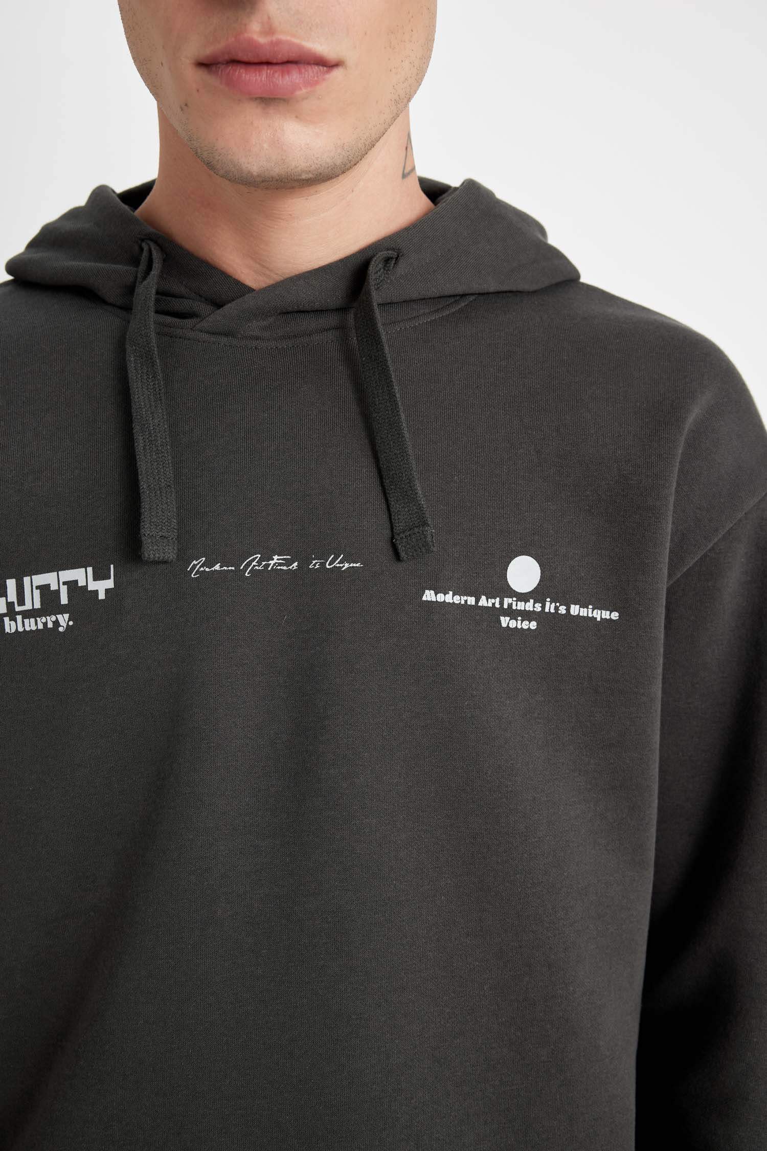 Свитшот с принтом с капюшоном