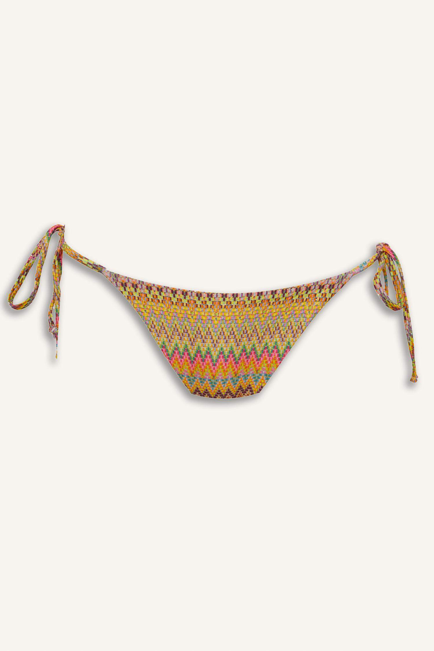 كلوت بكيني قصة عادية من Ayje x DeFacto