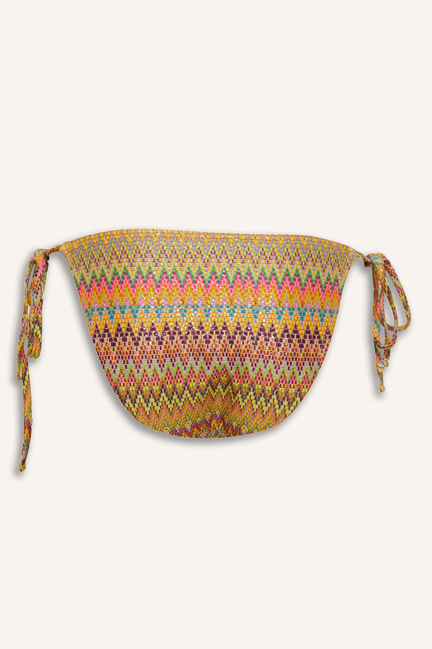 كلوت بكيني قصة عادية من Ayje x DeFacto