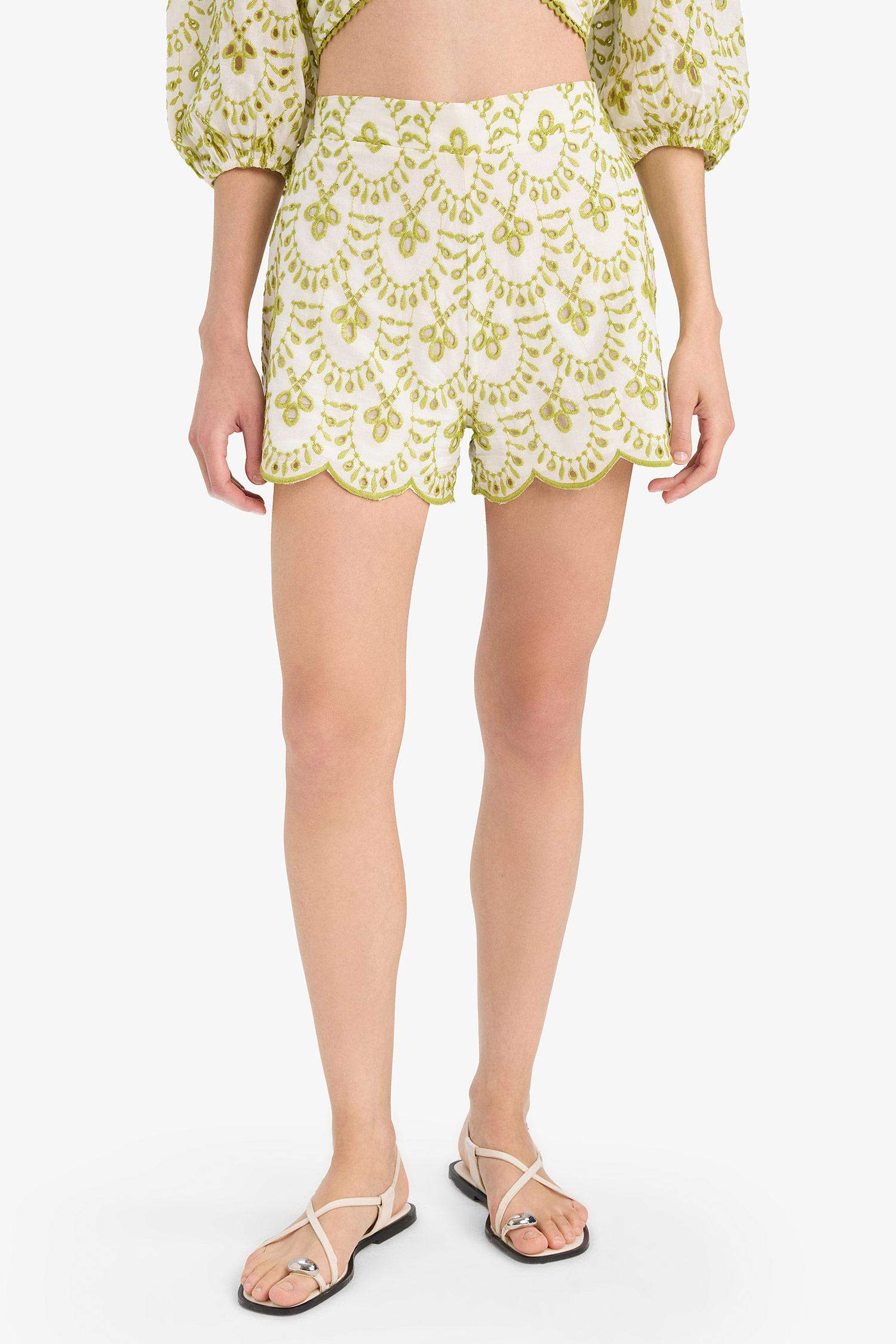 حمالة صدر بالكونيت بدون حشوة، مع حمالات صدر داخلية