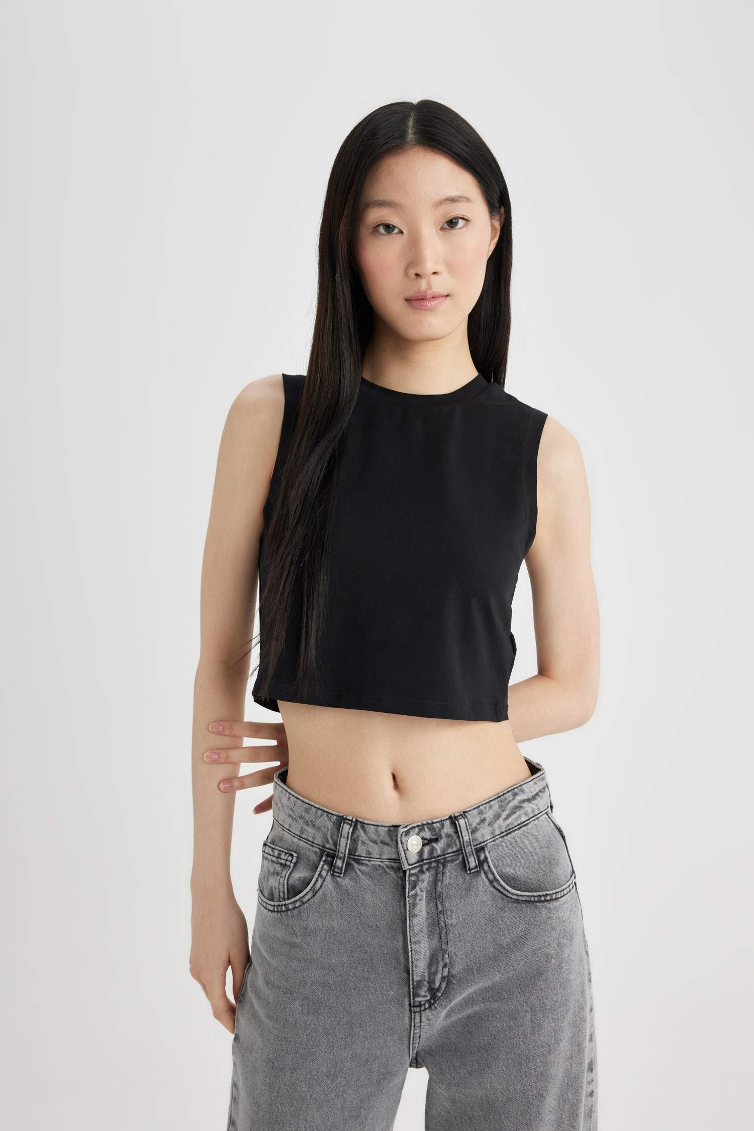 Crew Neck Crop Top