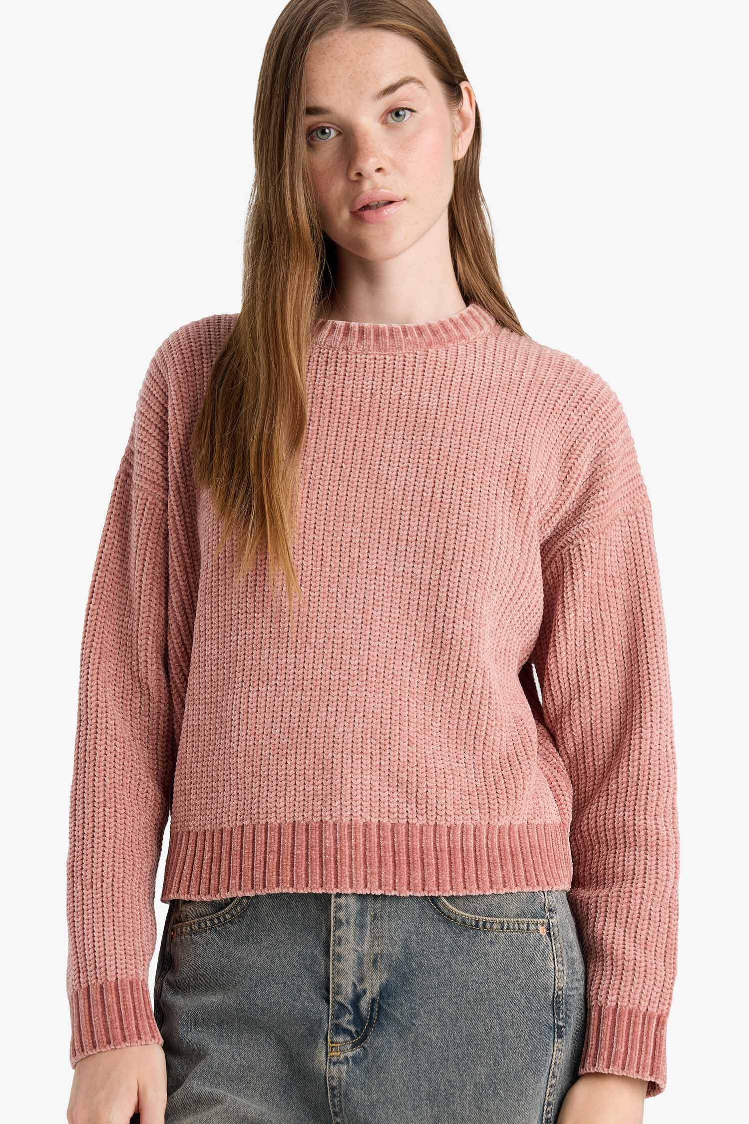 Регулярный крой трикотажный свитер с шенилловой отделкой и круглым вырезом