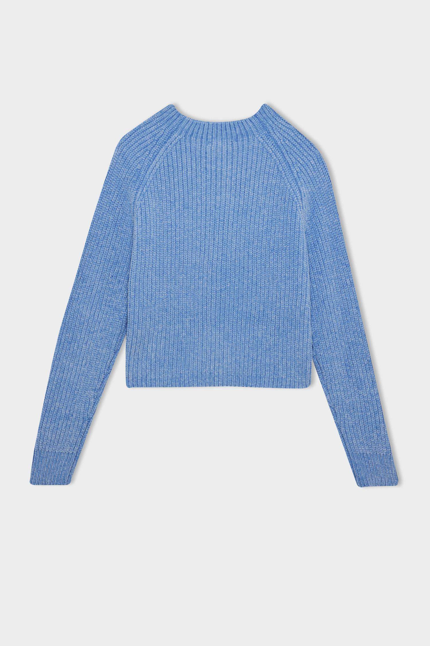 Regular Fit Yarım Balıkçı Yaka Triko Kazak