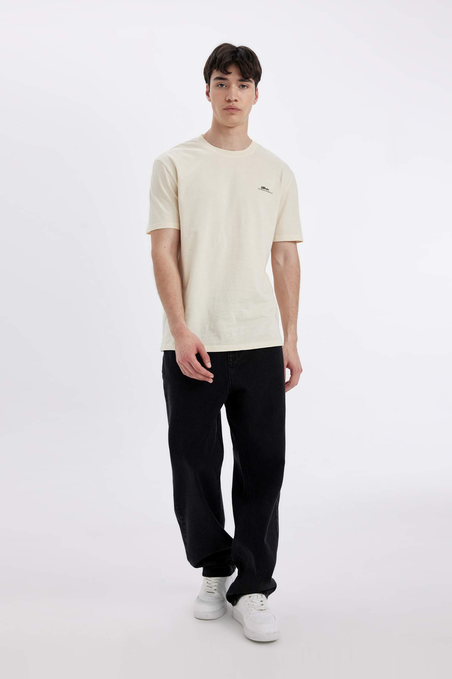 Regular Fit Crew Neck Printed Short Sleeve T-Shirt