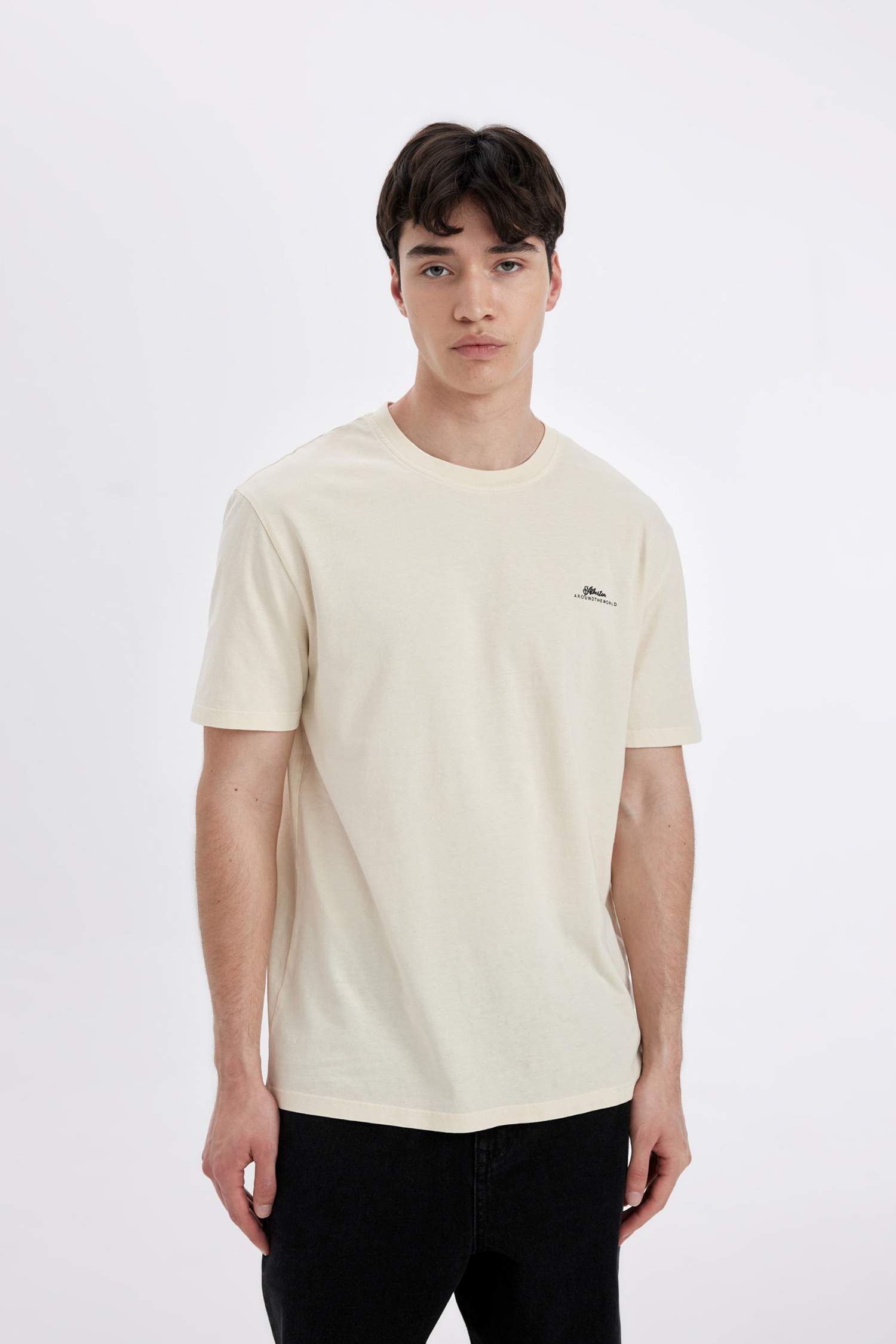 Regular Fit Crew Neck Printed Short Sleeve T-Shirt