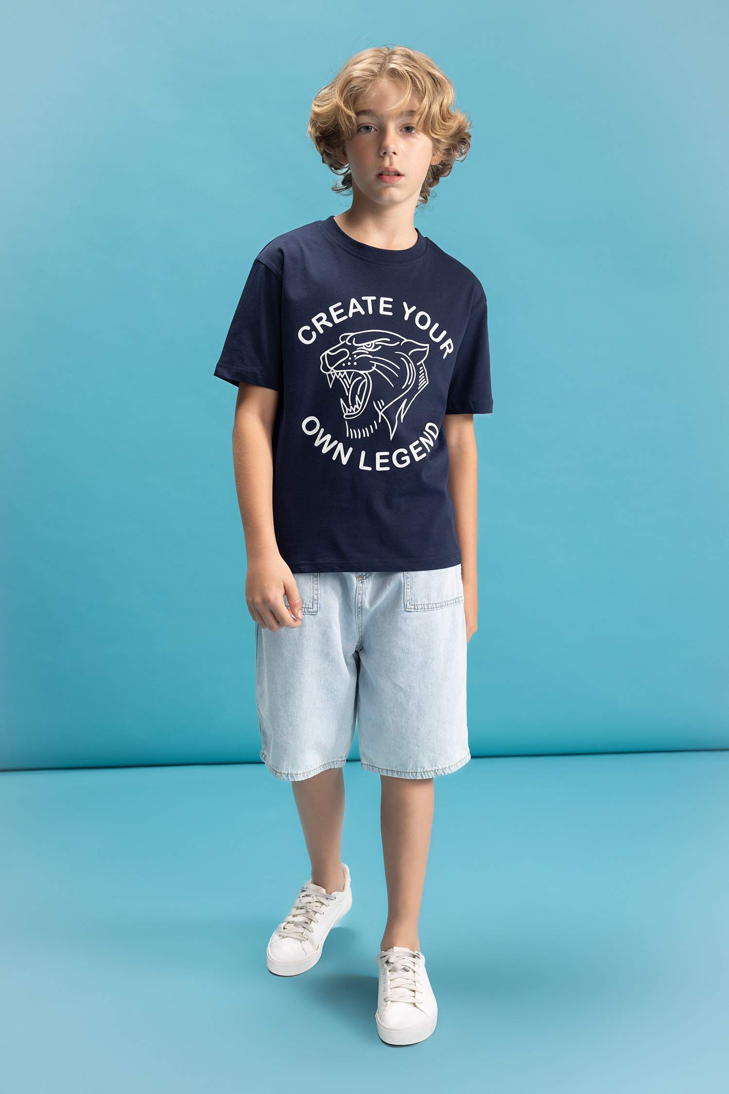 Erkek Çocuk Bisiklet Yaka Renk Şekil Değiştiren Baskılı Kısa Kollu Tişört