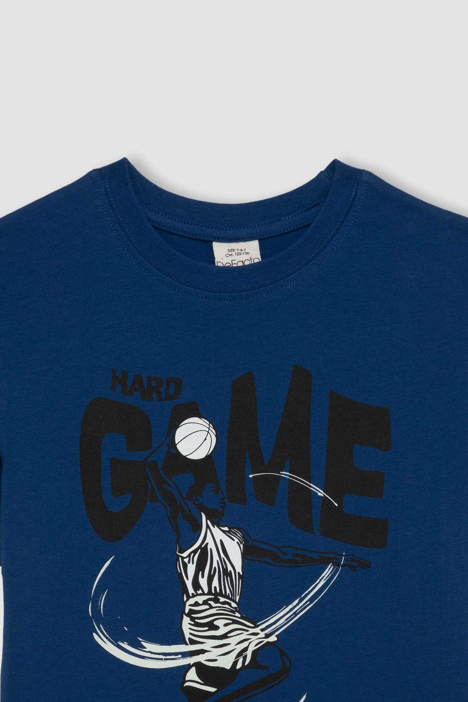 تيشيرت ولادي نص ردن قصة عادية بطبعة متغيرة الألوان