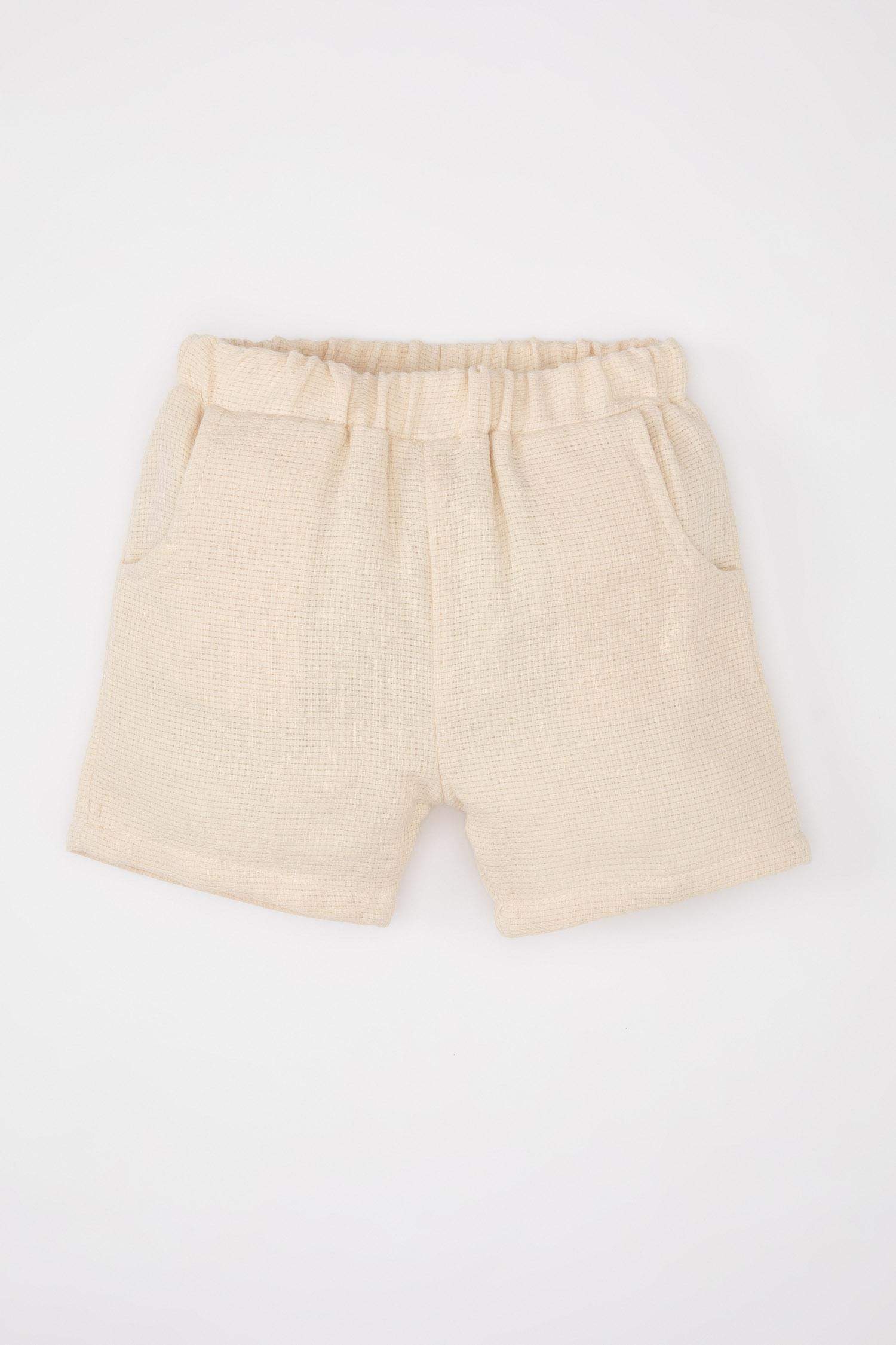 طقم ولادي قميص وشورت برقبة - قطعتين