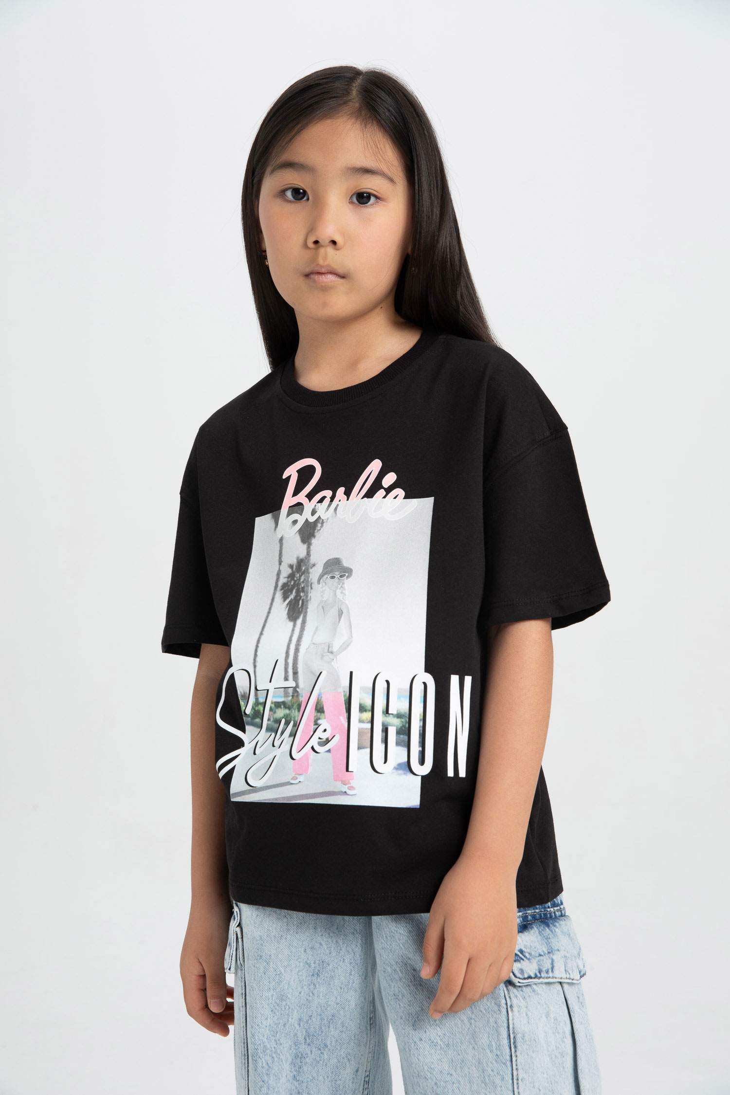Kız Çocuk Barbie Relax Fit Bisiklet Yaka Kısa Kollu Tişört