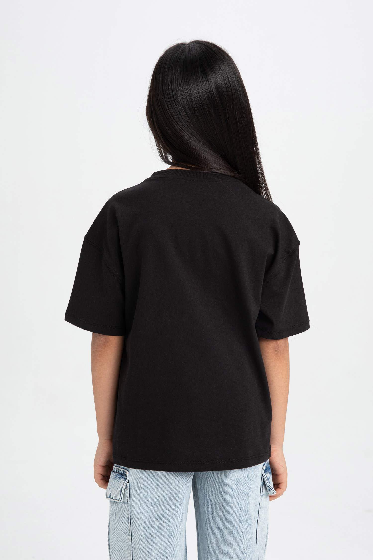 Kız Çocuk Barbie Relax Fit Bisiklet Yaka Kısa Kollu Tişört