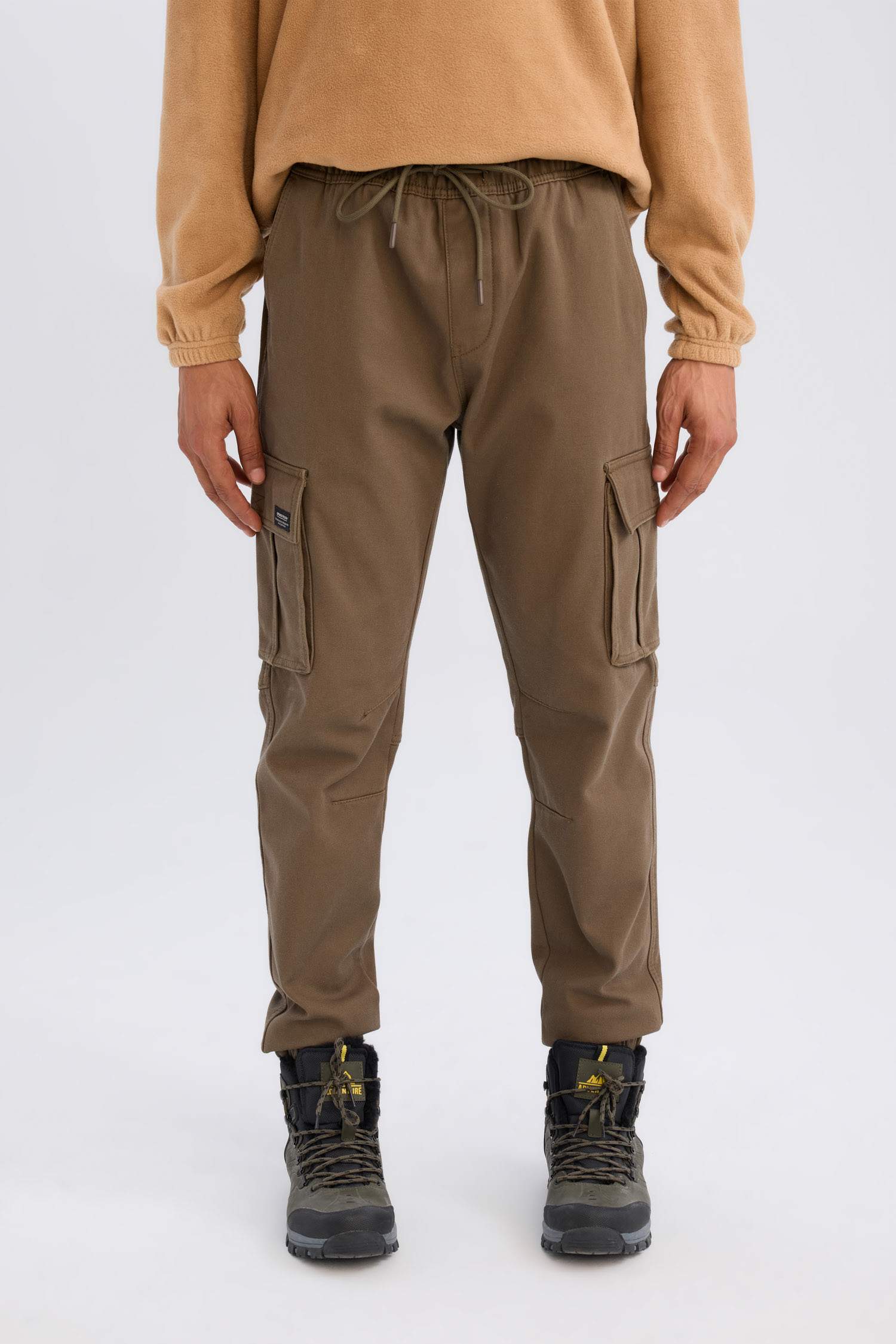 Regular Fit Jogger Cargo Pants