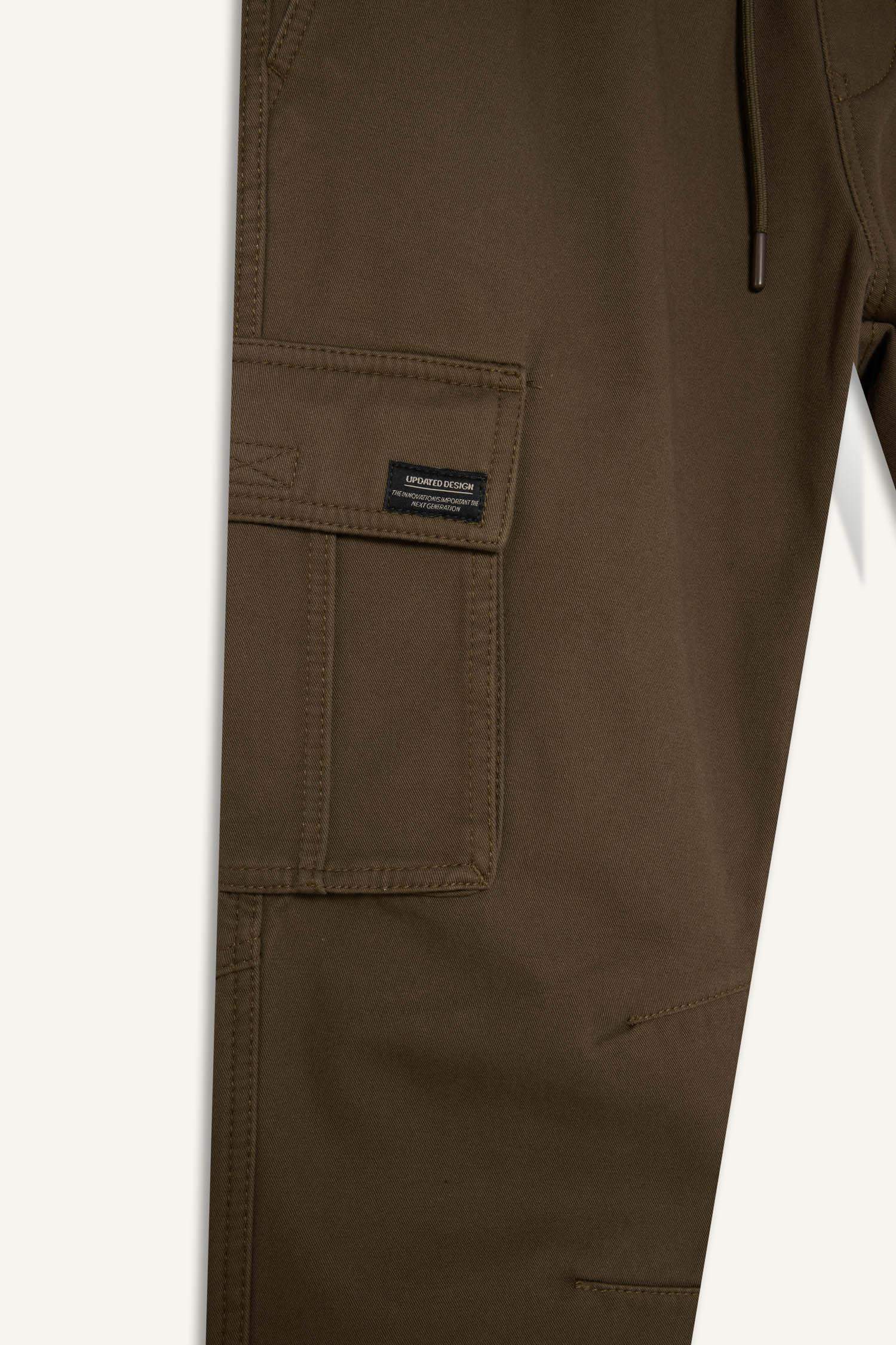 Regular Fit Jogger Cargo Pants