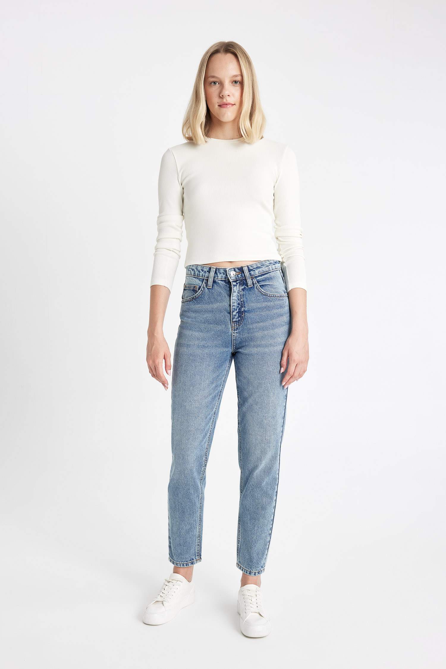 Lina Mom Fit Yüksek Bel Bilek Boy Jean Yıkamalı Pantolon