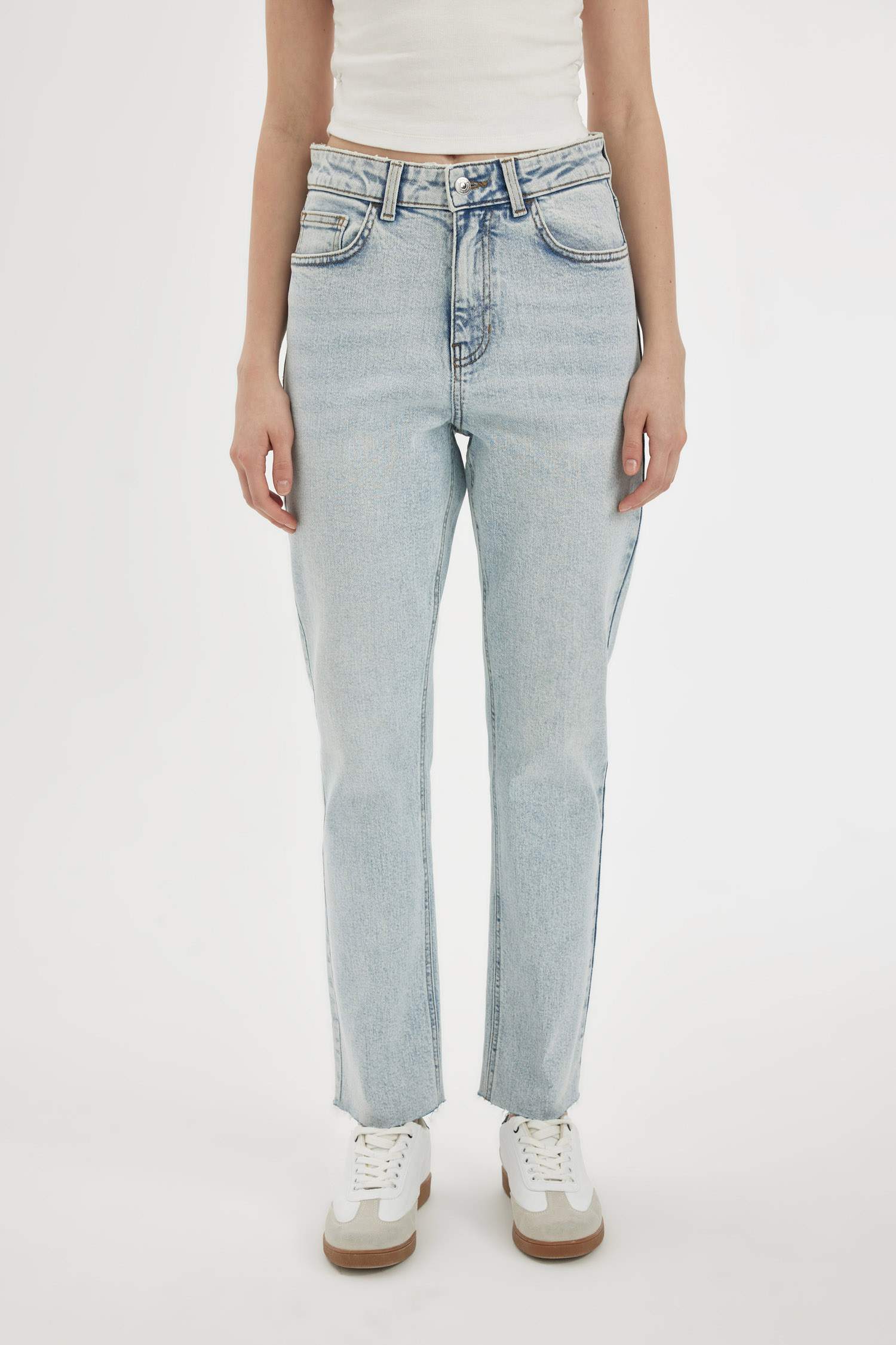 سروال جينز قصة مستقيمة بخصر عالي