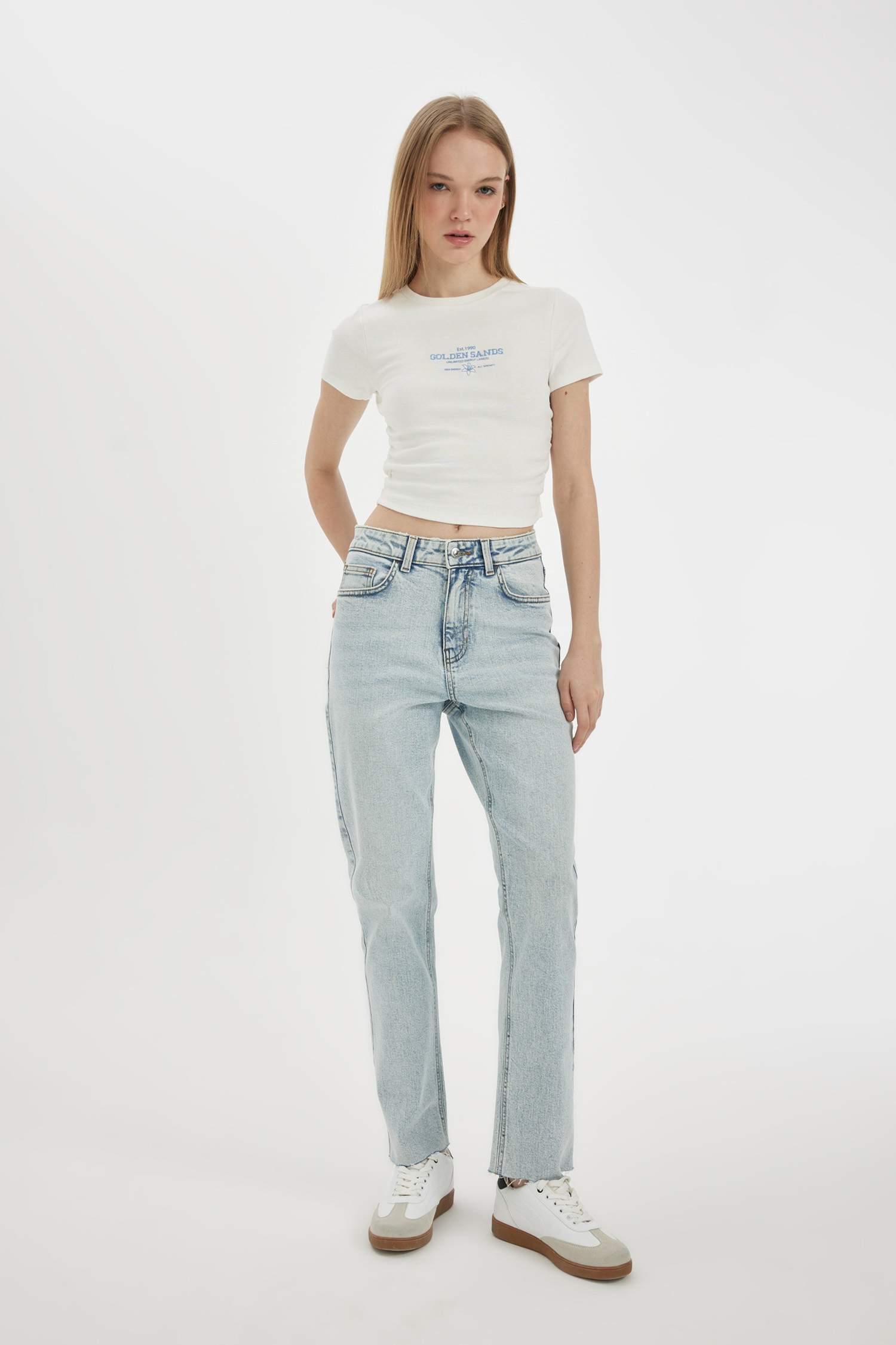 سروال جينز قصة مستقيمة بخصر عالي