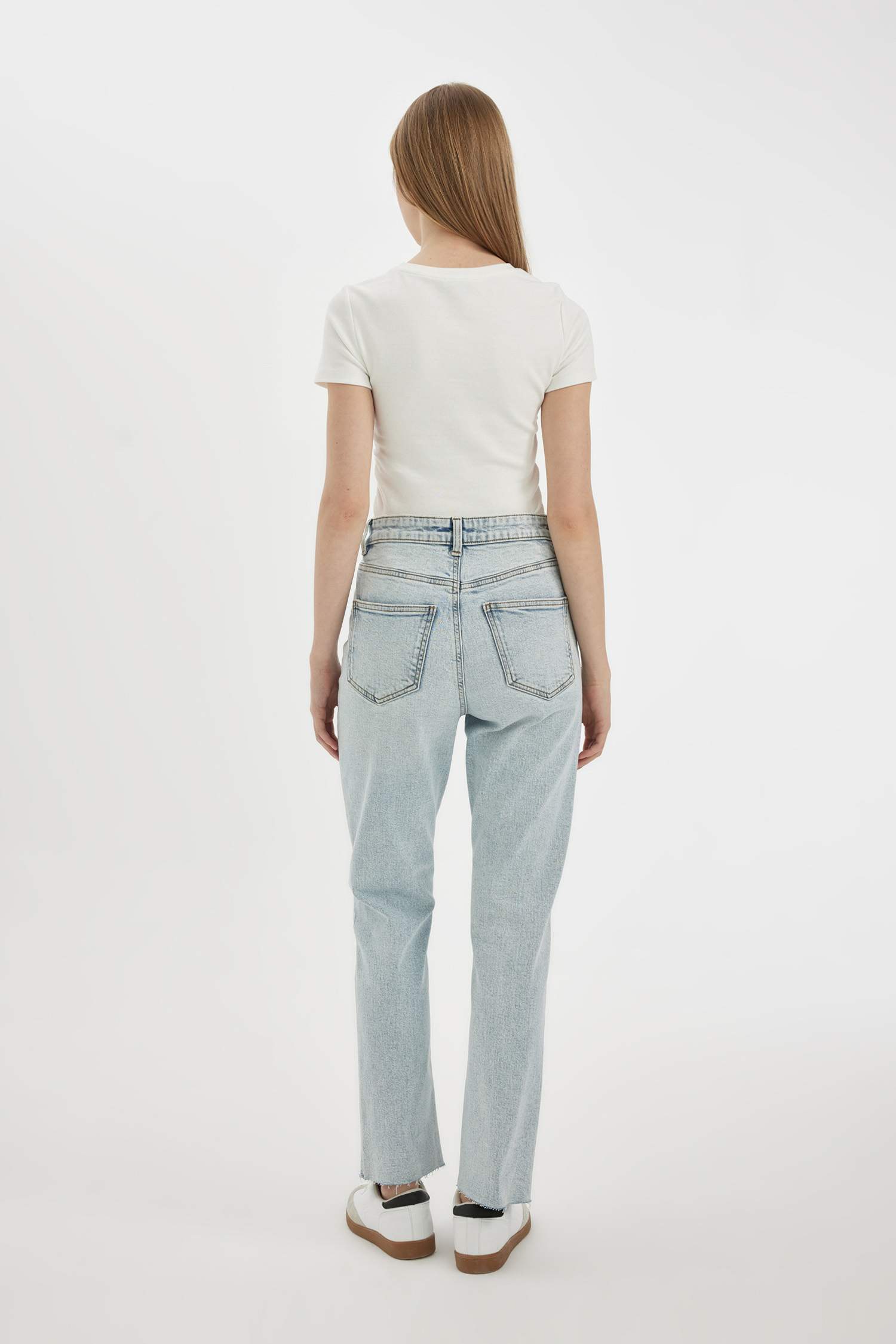 سروال جينز قصة مستقيمة بخصر عالي