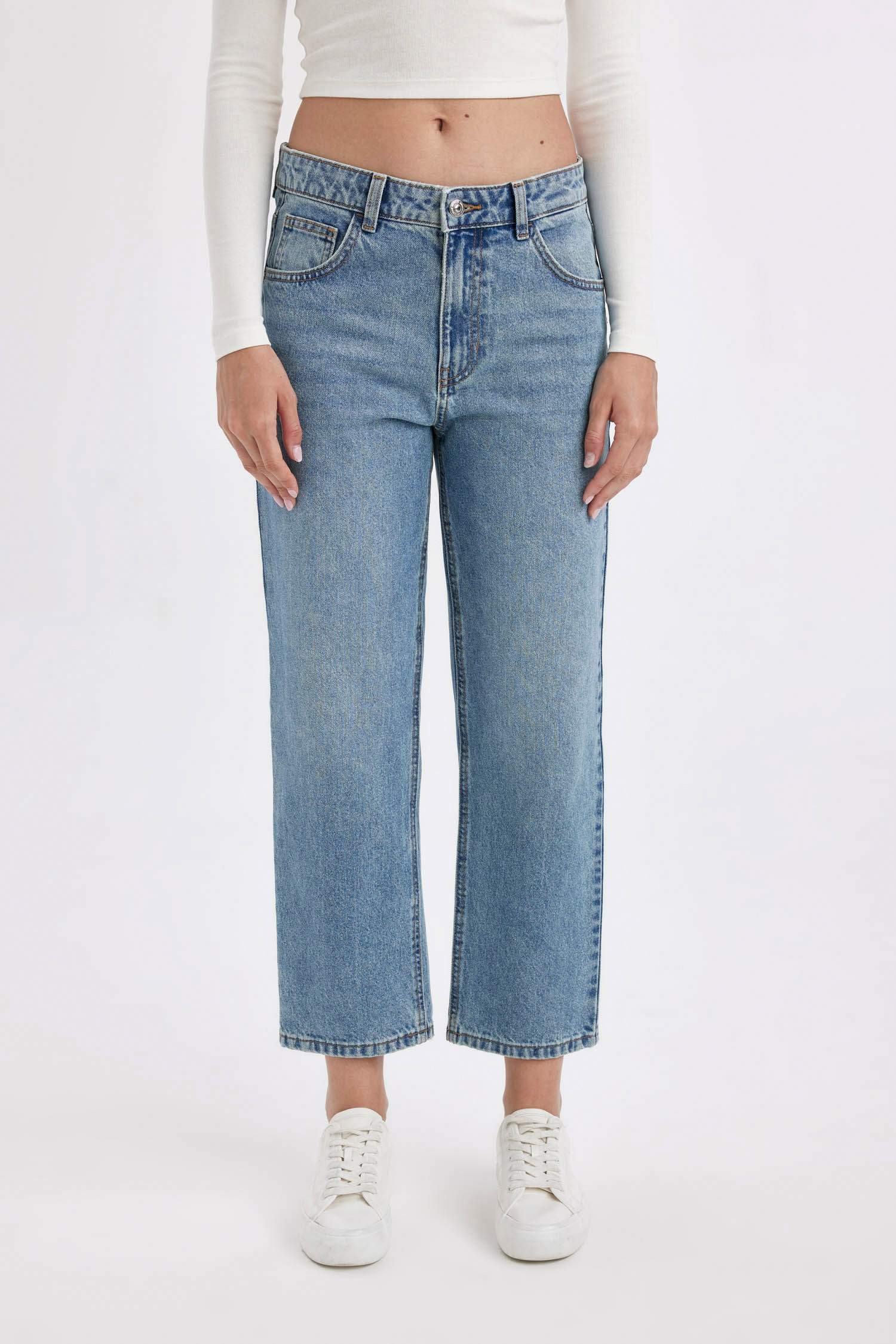 بنطرون جينز بوي فريند بخصر عالي