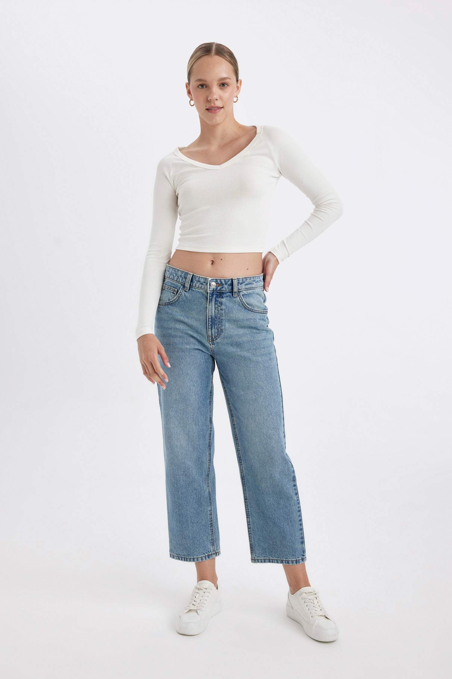 بنطرون جينز بوي فريند بخصر عالي