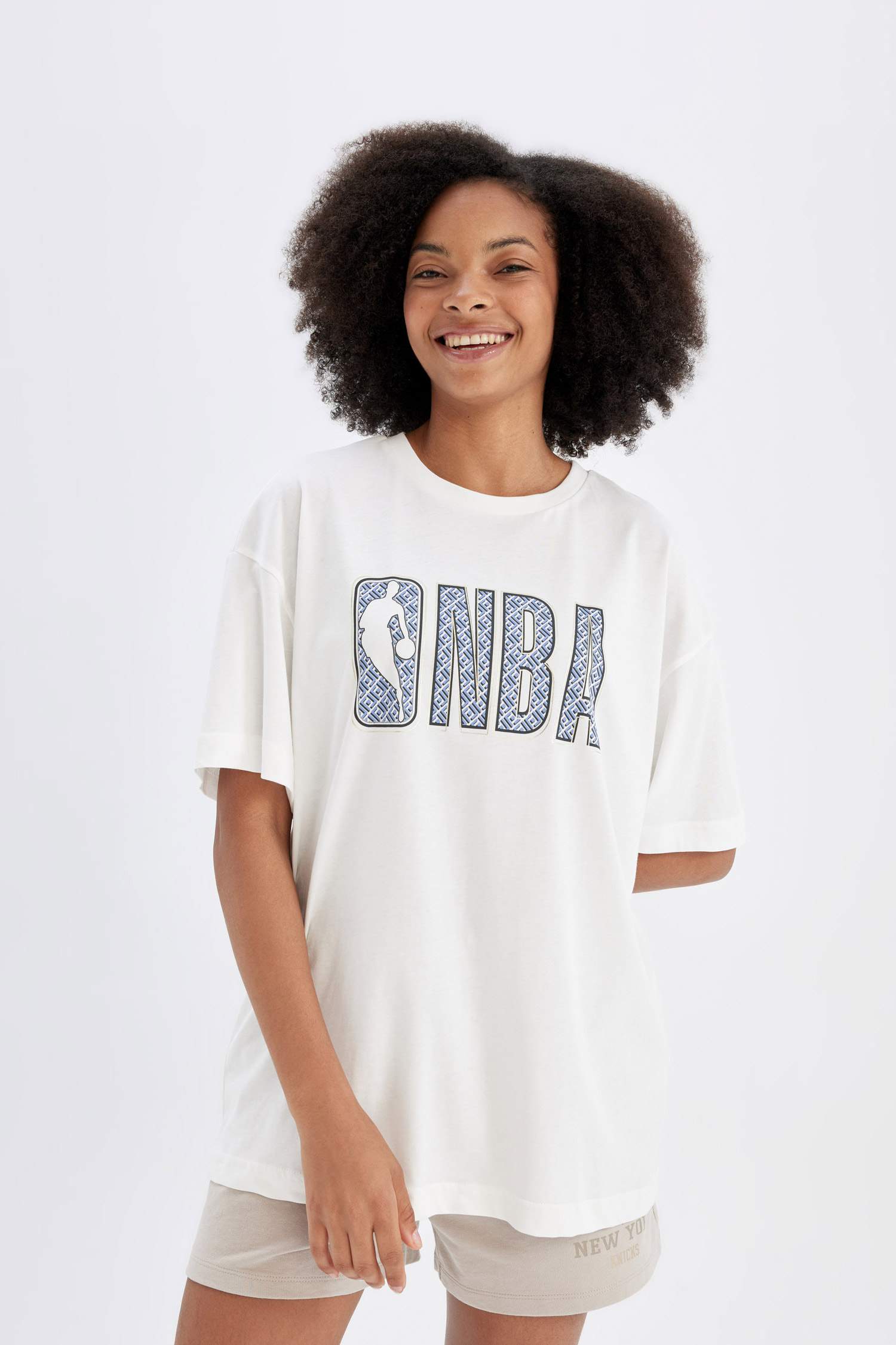 T-Shirt NBA Oversize à Manches Courtes De DefactoFit