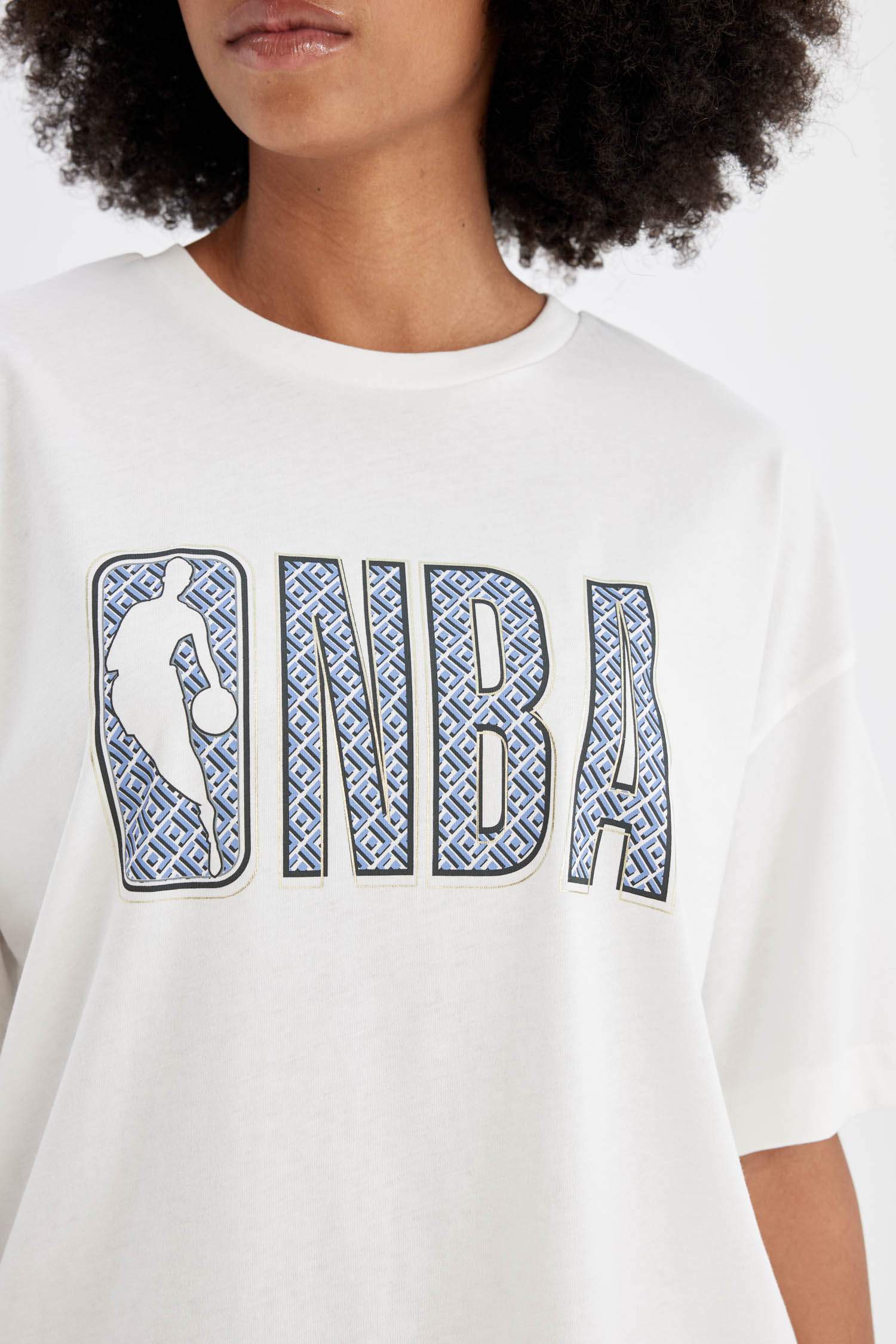 T-Shirt NBA Oversize à Manches Courtes De DefactoFit