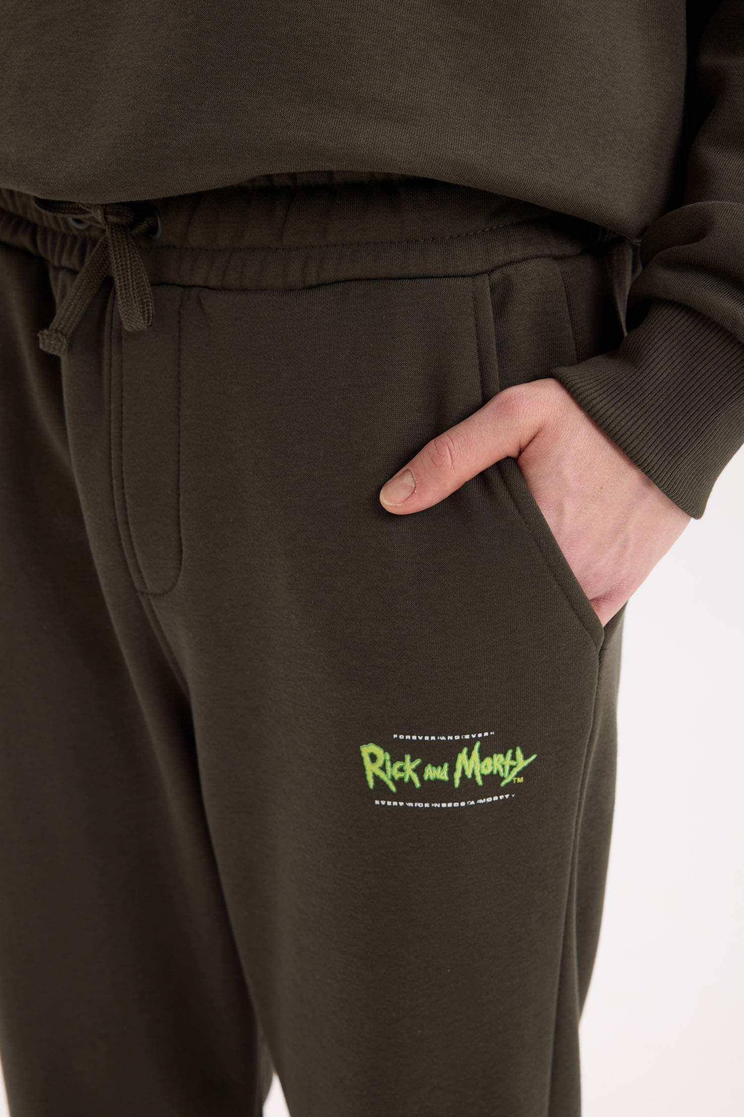 Rick and Morty Jogger Eşofman Altı Regular Fit Beli Paçası Lastikli Bağcıklı Cepli