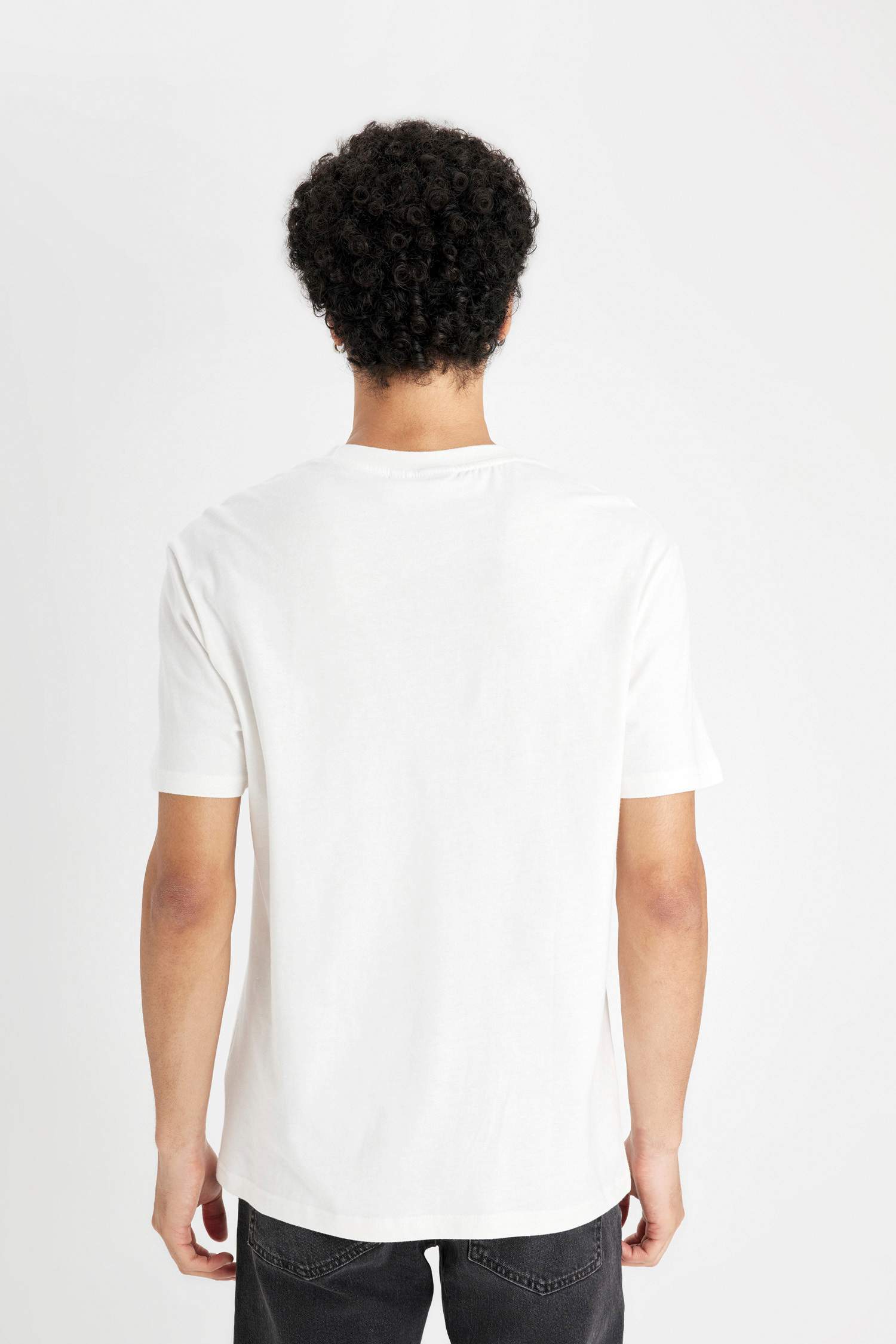 Marvel Logo Only Regular Fit Crew Neck T-Shirt