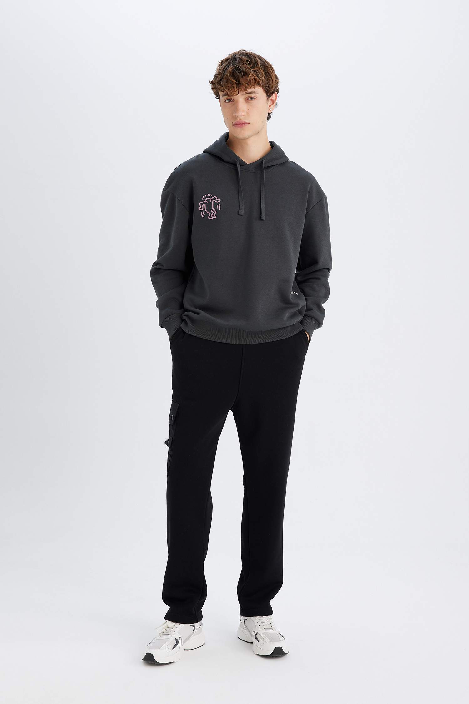 Keith Haring Boxy Fit Kapüşonlu Sırt Baskılı Sweatshirt