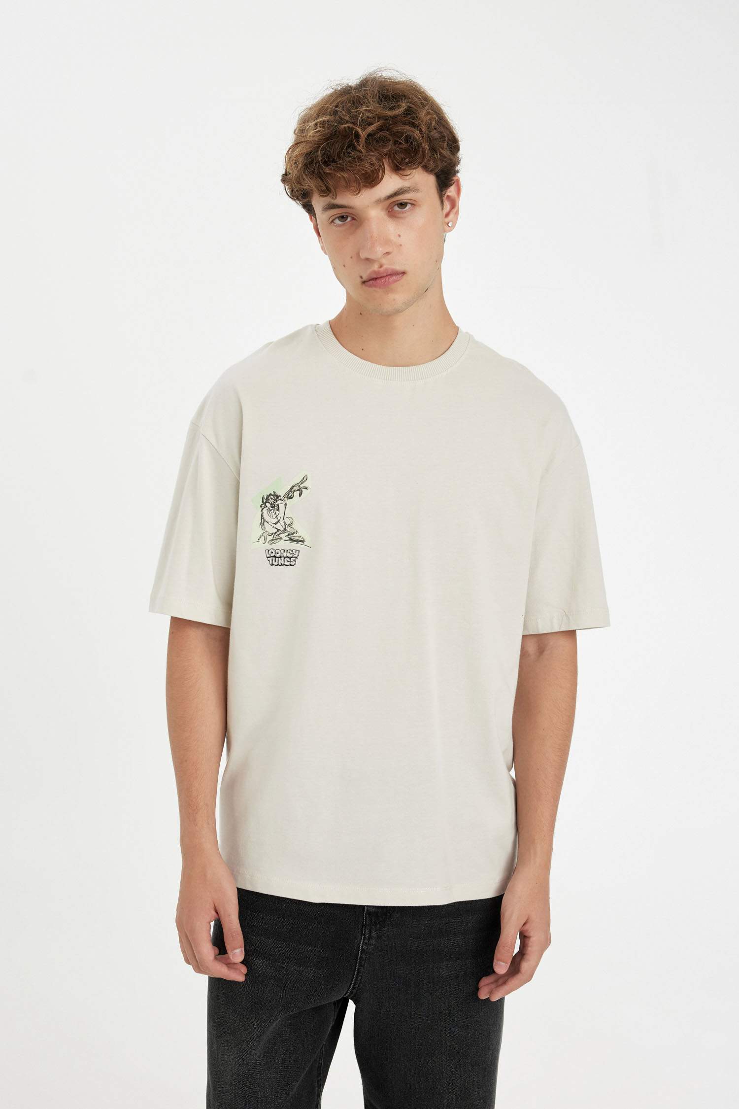 تي شيرت أوفر سايز نص ردن من لوني تونز