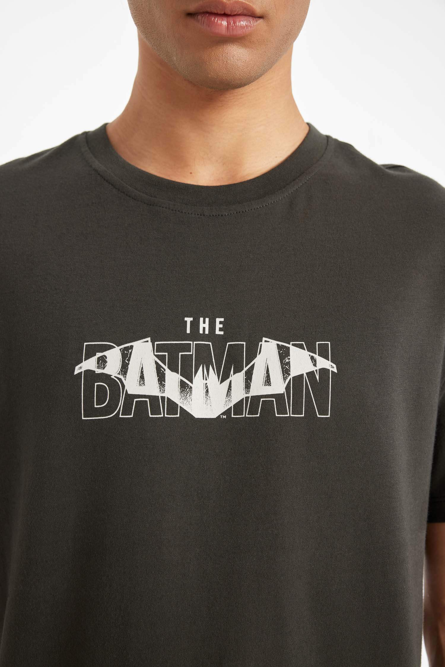 %100 Pamuk Batman Regular Fit Bisiklet Yaka Kısa Kollu Tişört