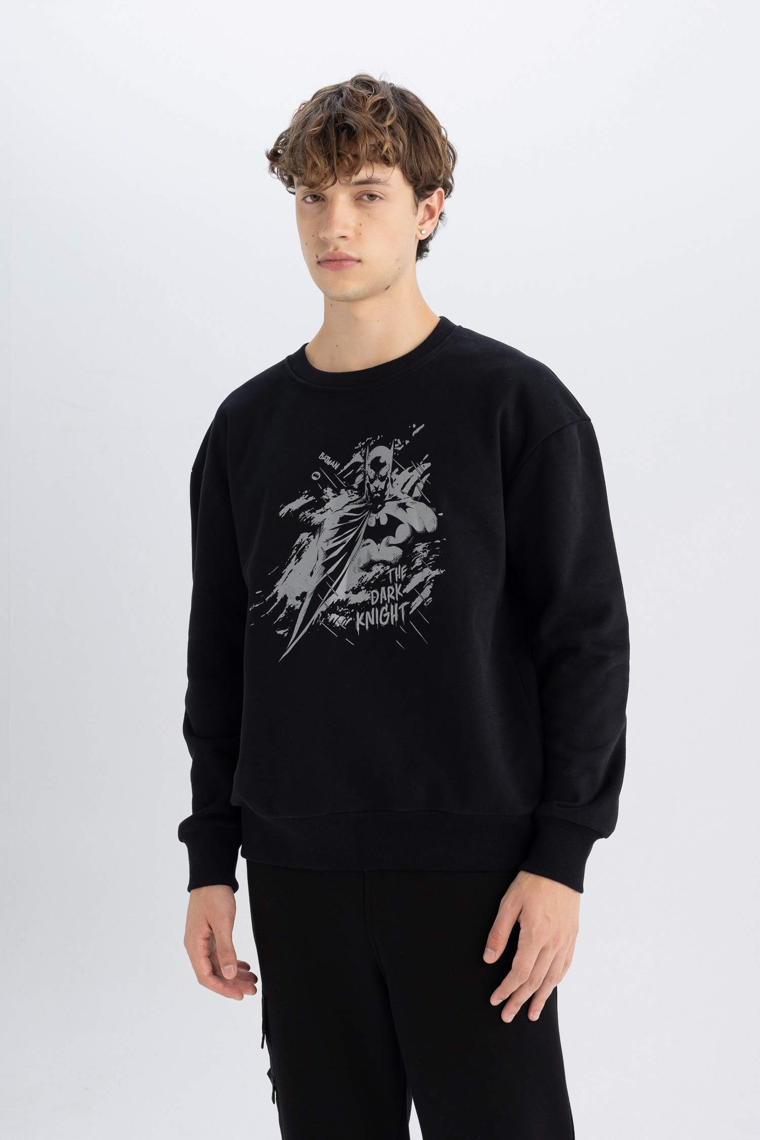 Batman Boxy Fit Crew Neck Printed Thick Sweatshirt