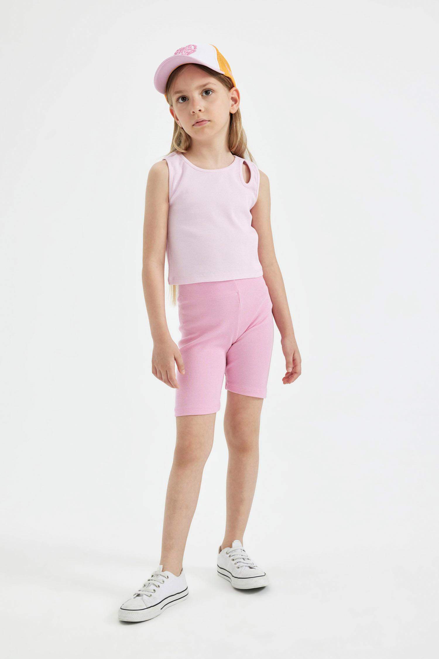 ستريج قصير بناتي مضلع