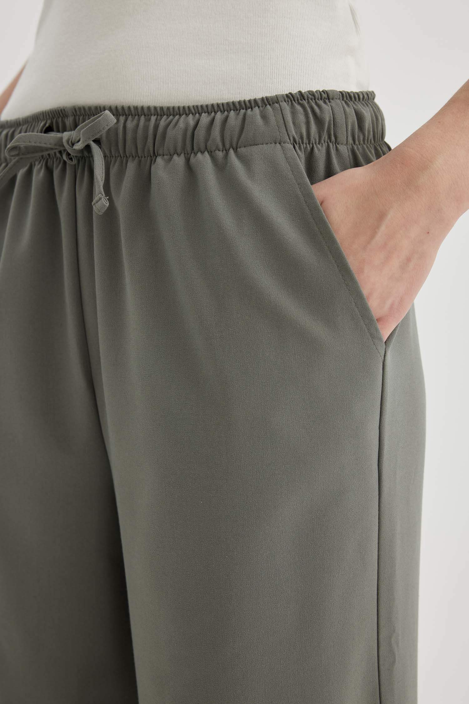 Брюки Wide Leg с высокой талией