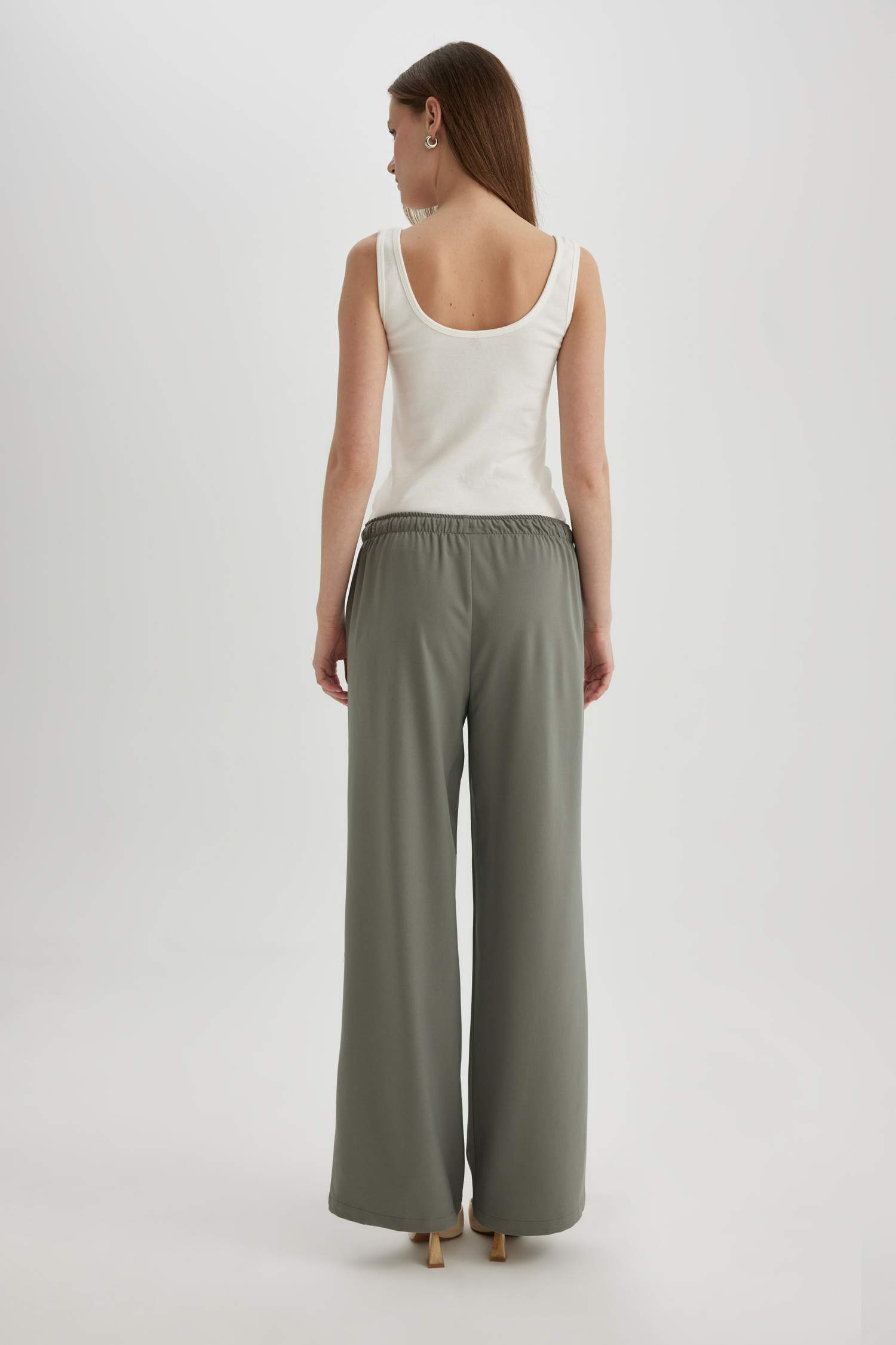 Брюки Wide Leg с высокой талией