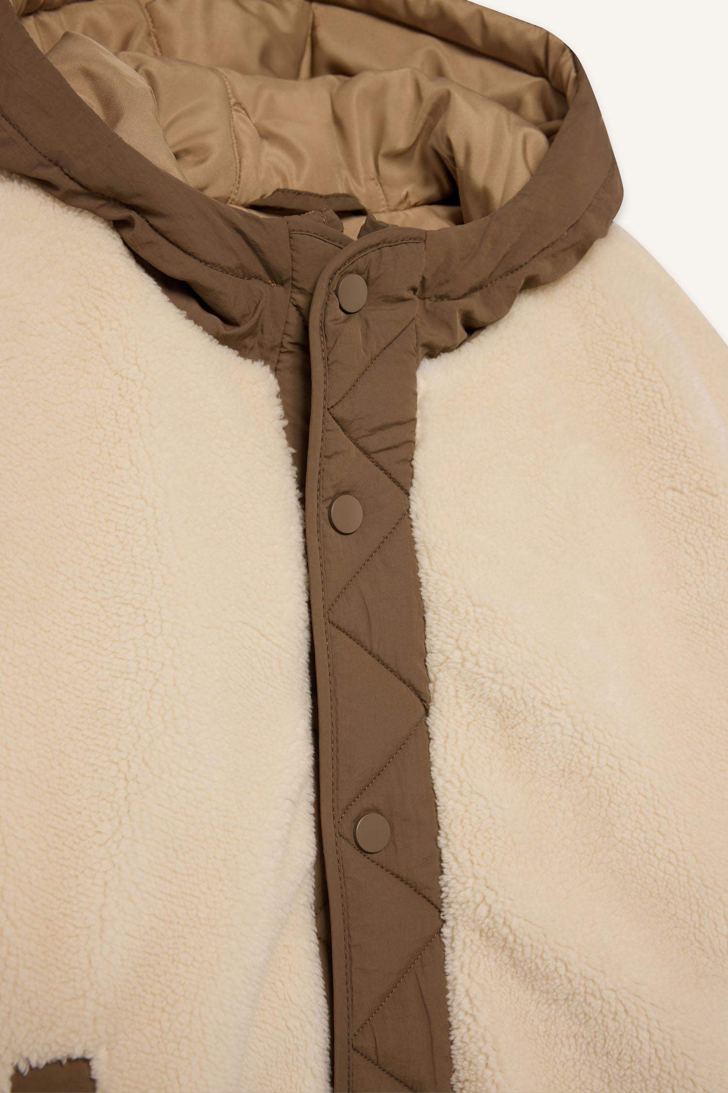 Erkek Çocuk Kapüşonlu Mont