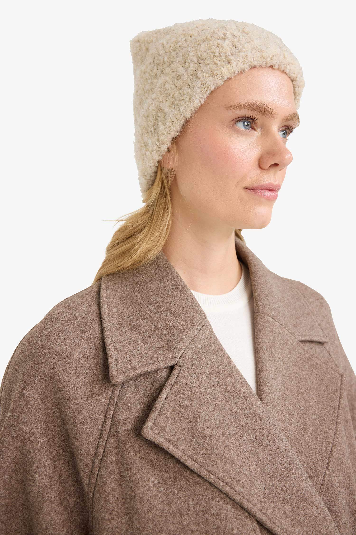 قبعة بيريه نسائي