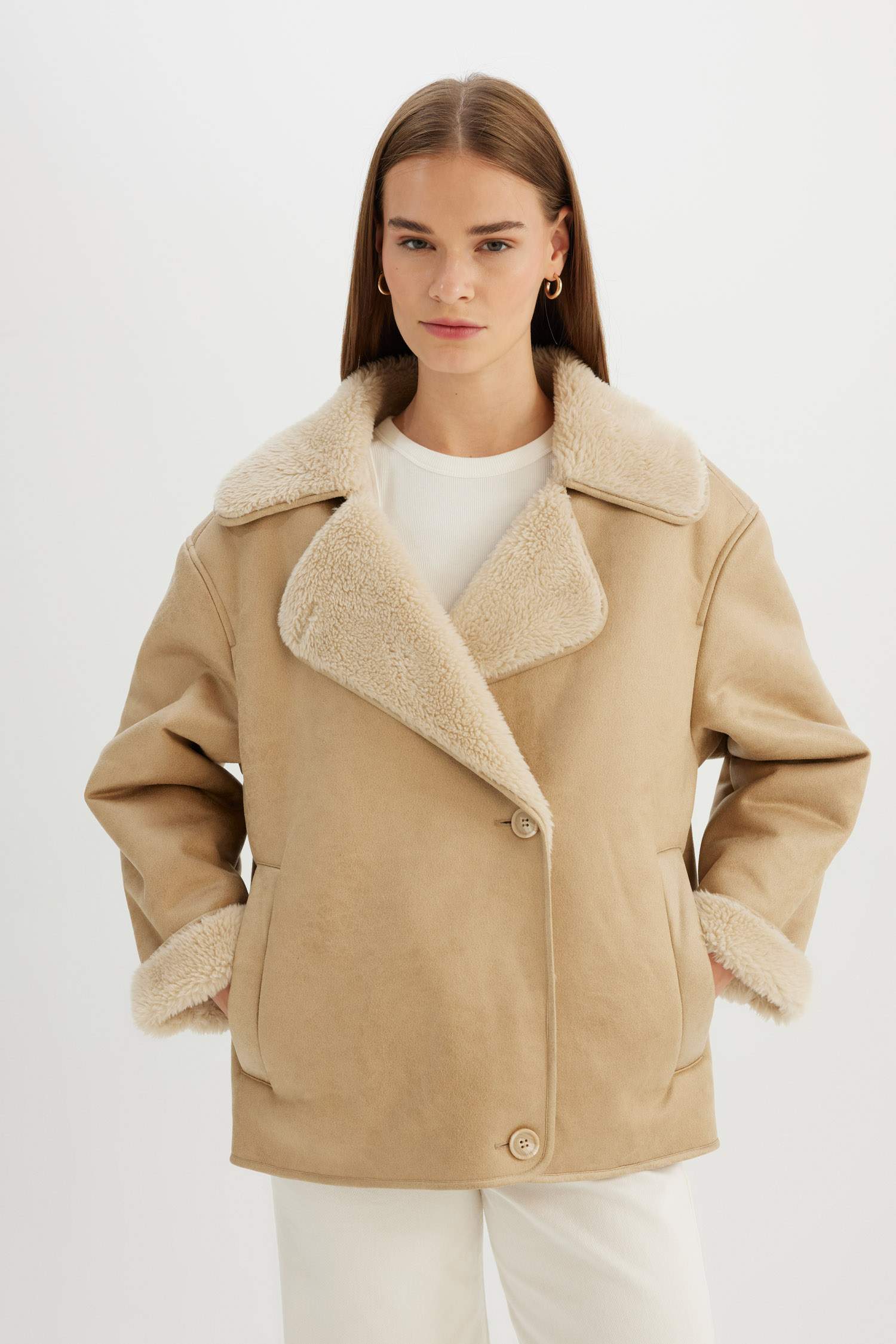 Jacket en silimi cuir à coupe relax avec doublure en peluche