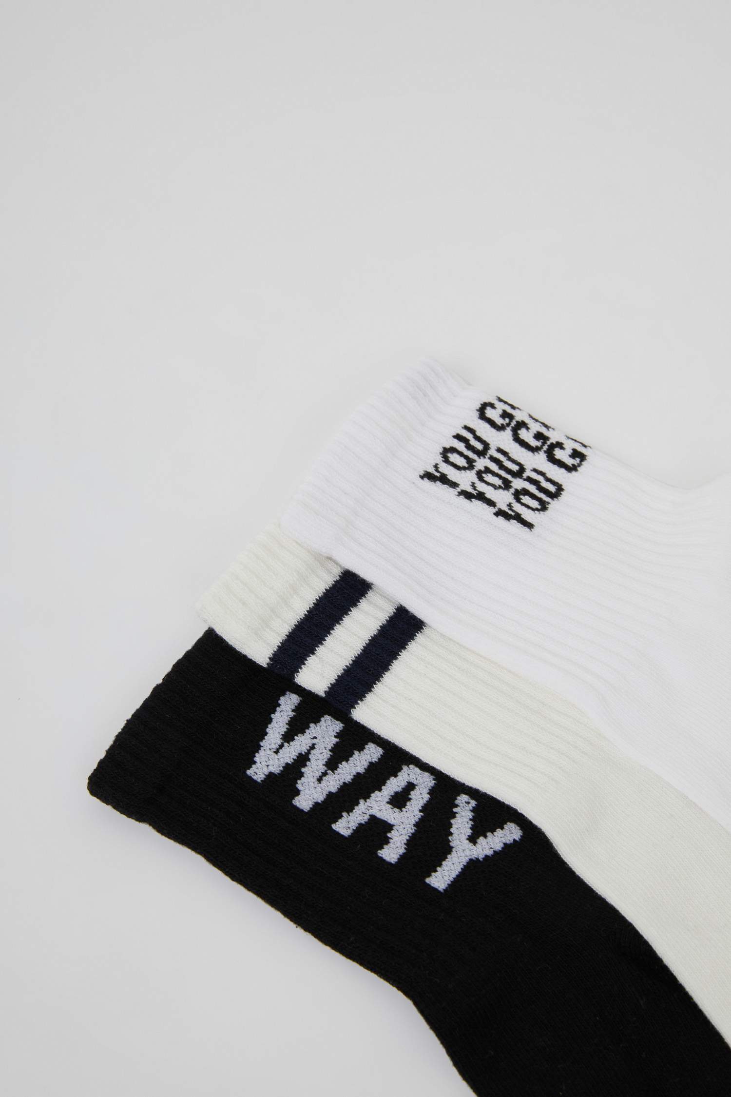 Erkek Rahat Lastikli 3'lü Pamuklu Soket Çorap