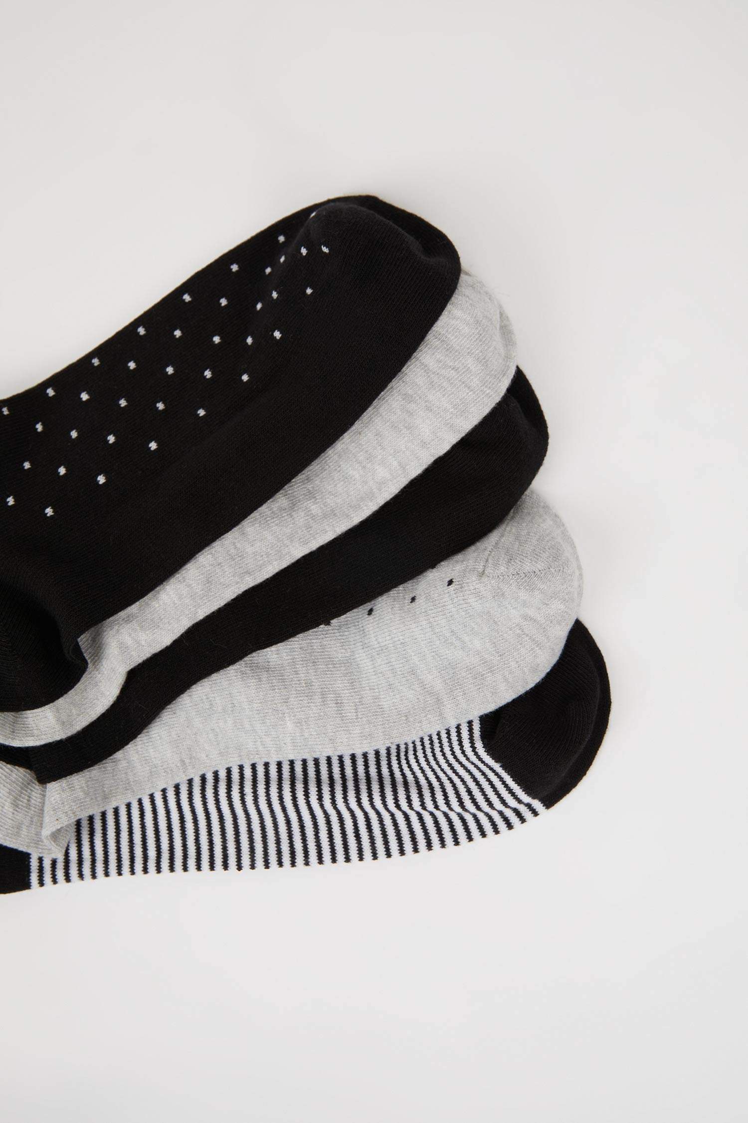 Man 5 Piece Short Socks