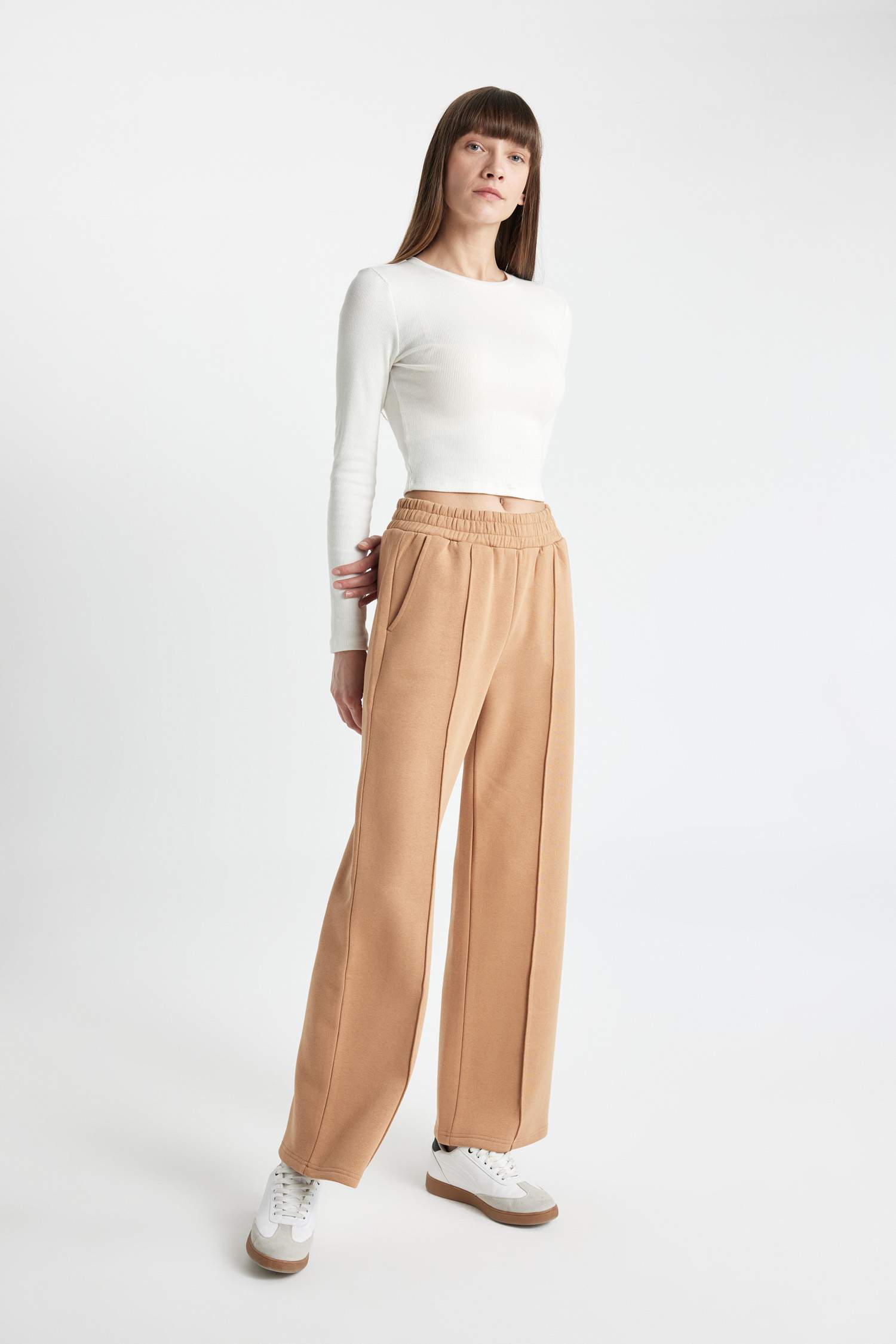 Брюки Wide Leg с карманами