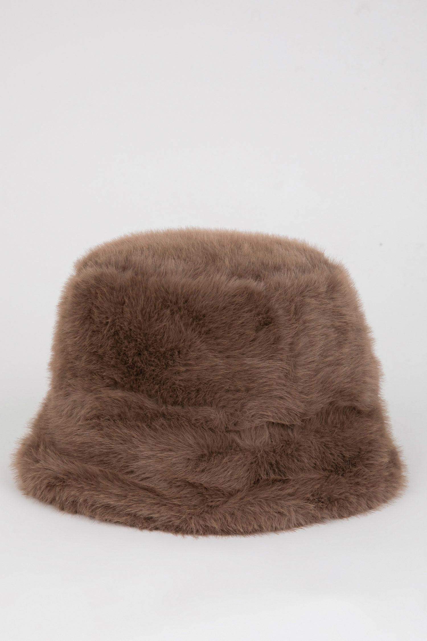 Woman Plush Bucket Hat